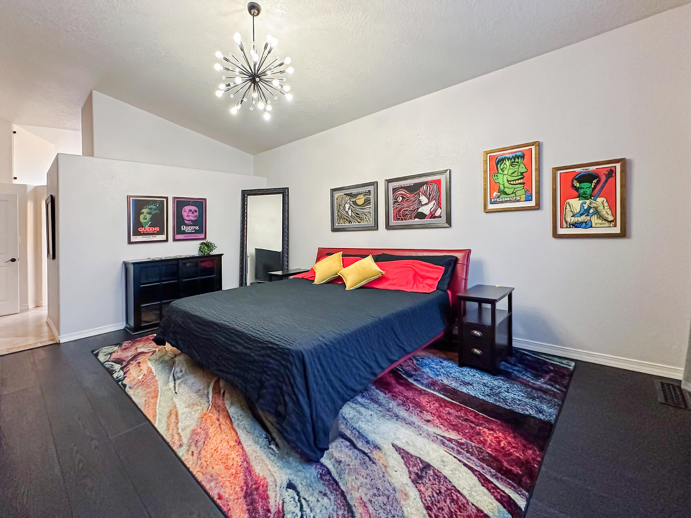 2412 High Point Court NE