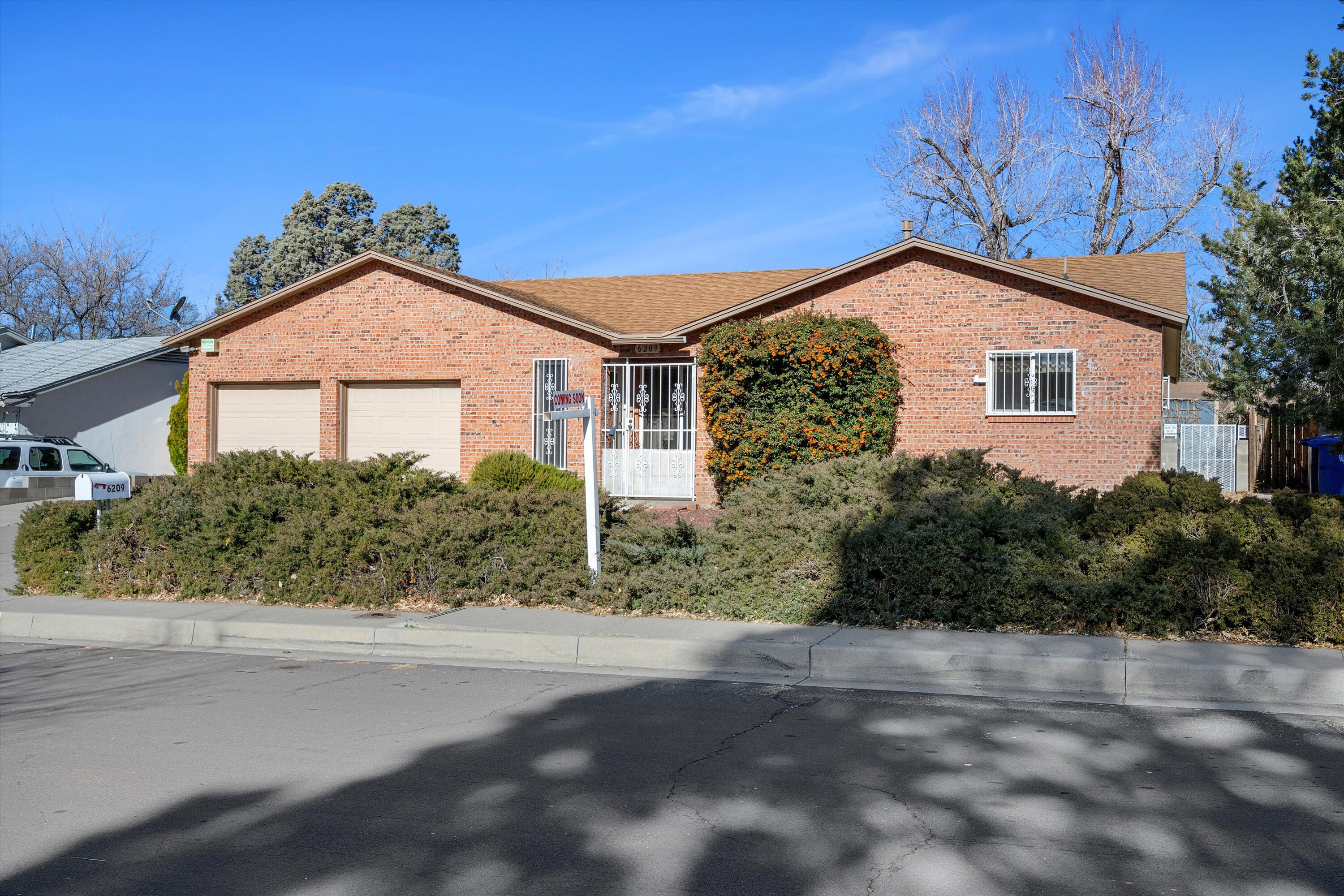 6209 Northland Avenue NE