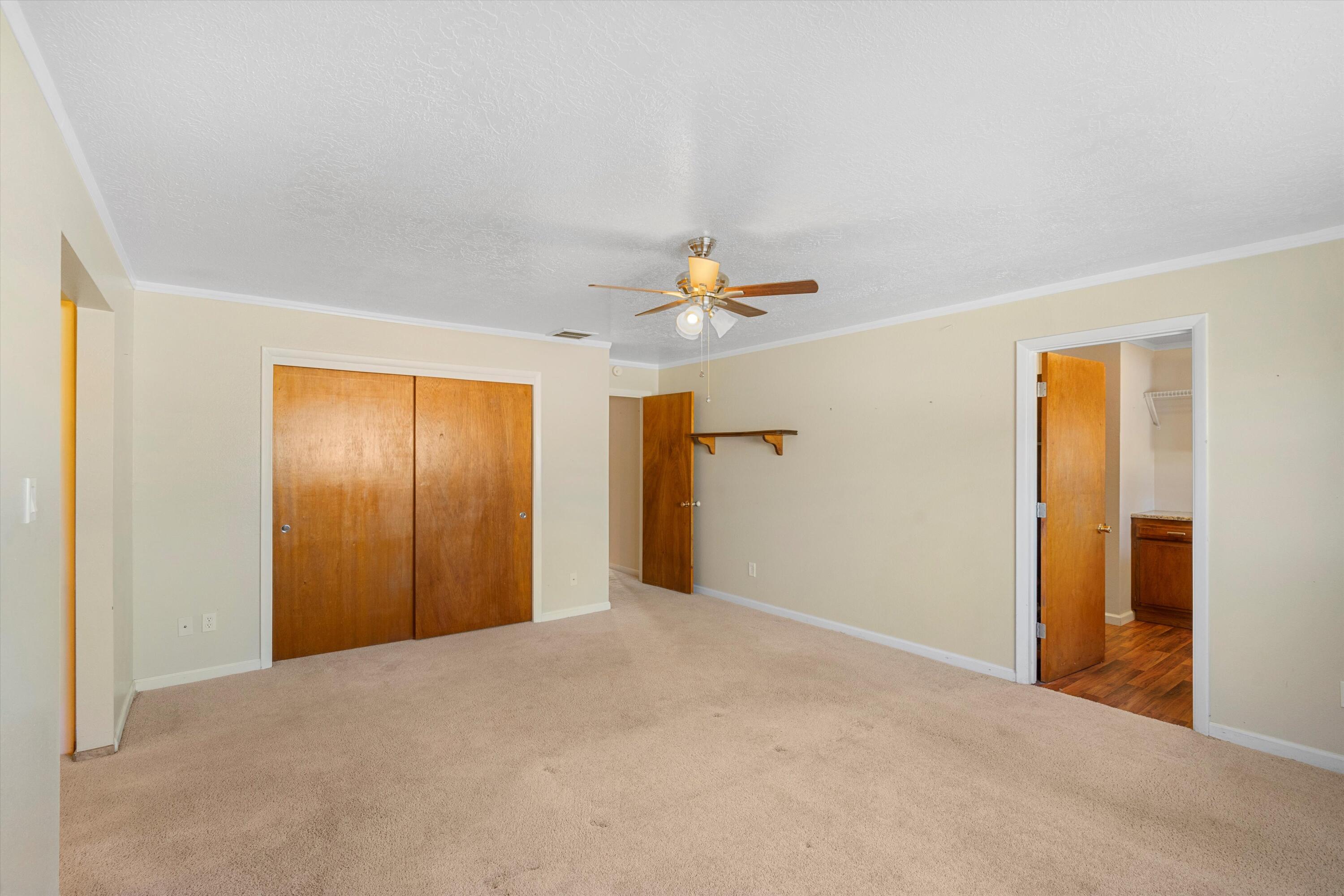 6209 Northland Avenue NE