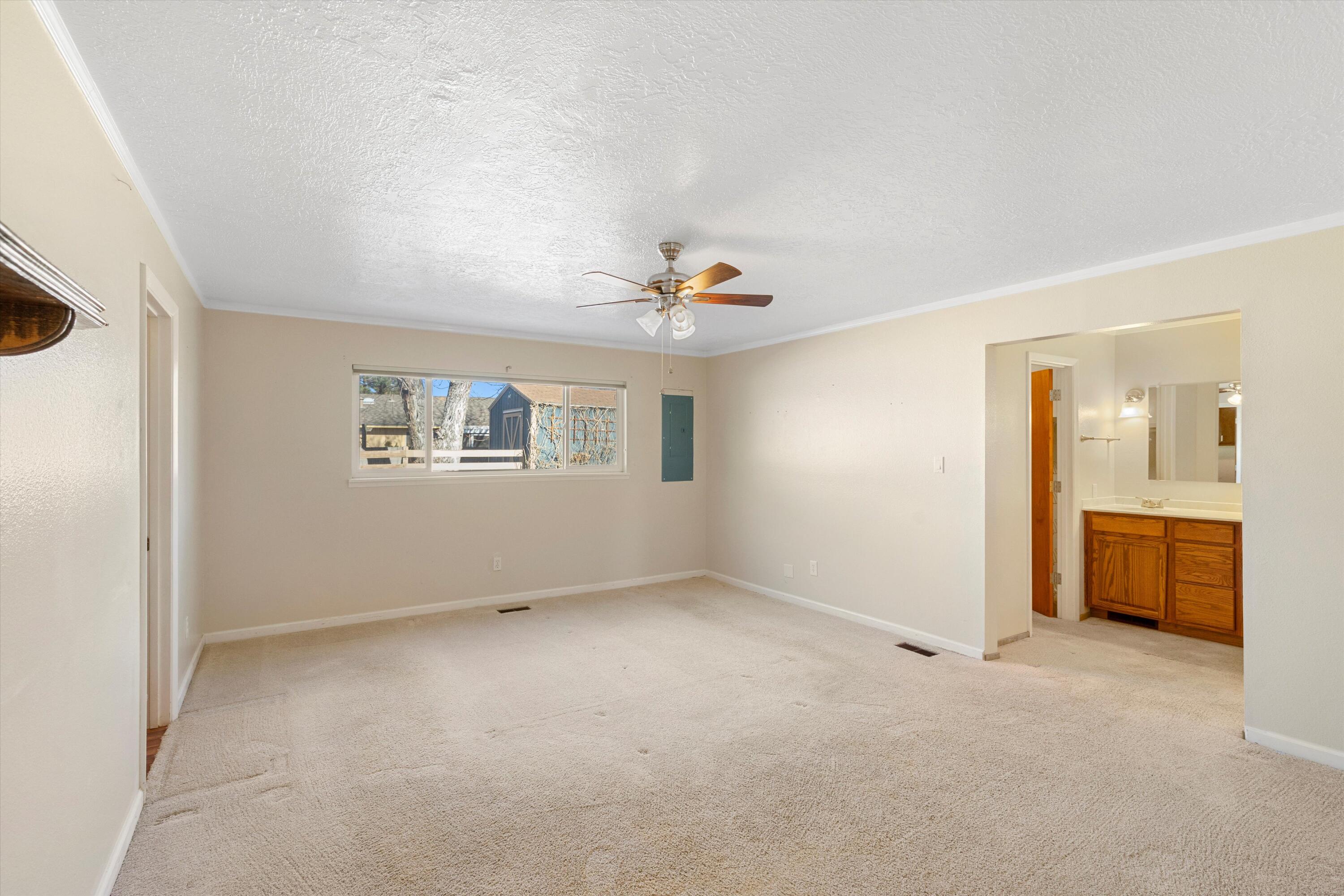 6209 Northland Avenue NE