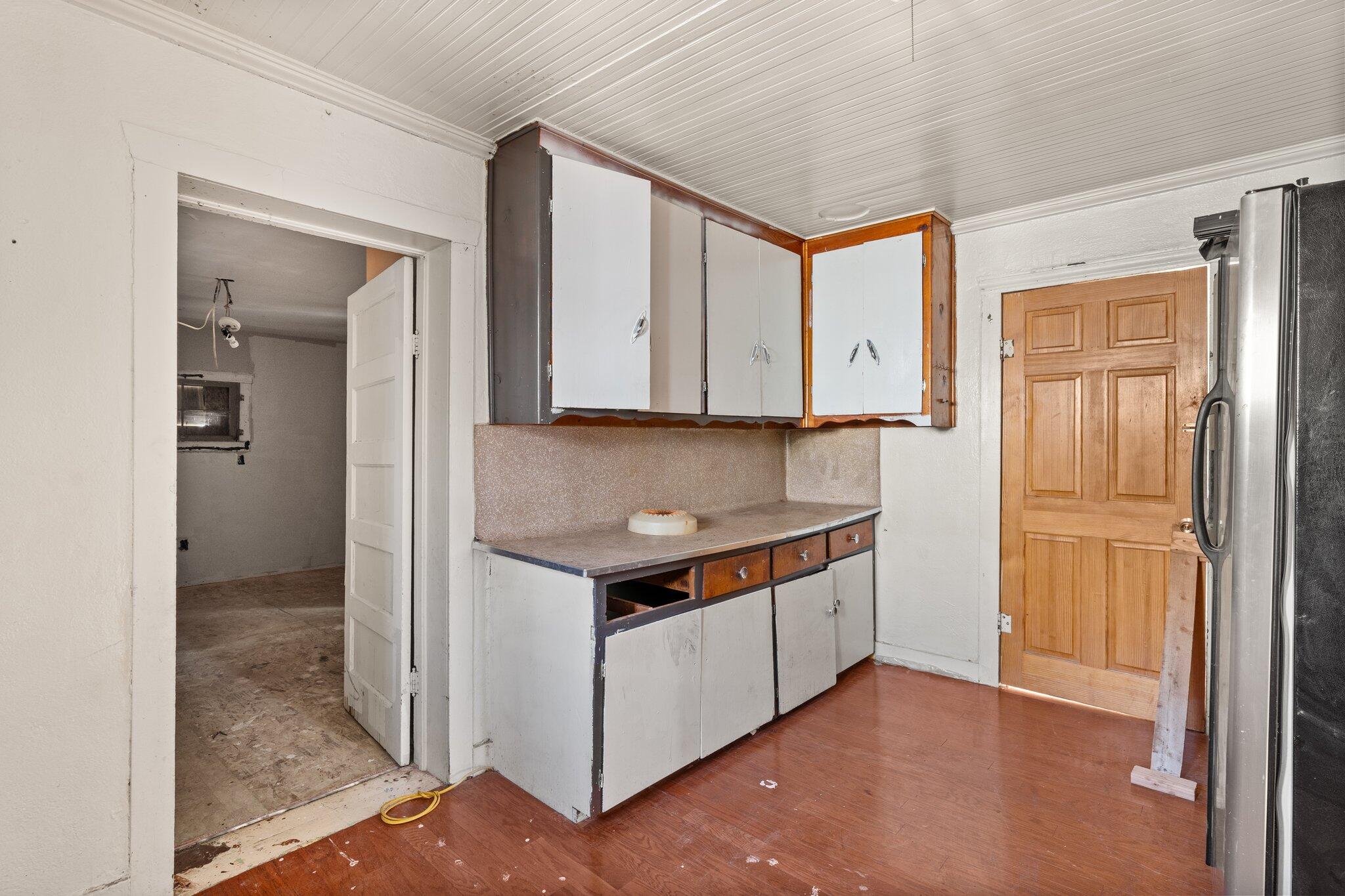 805 Bellamah Avenue NW