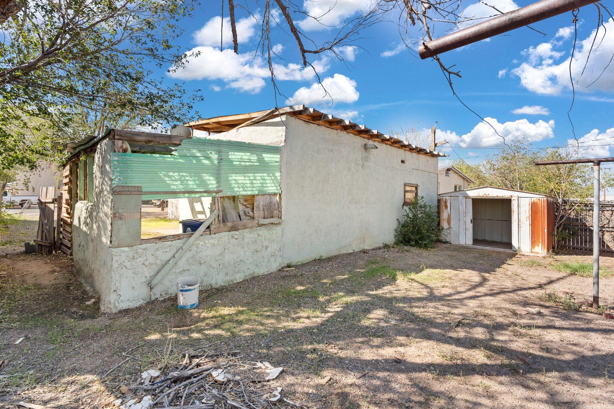 805 Bellamah Avenue NW