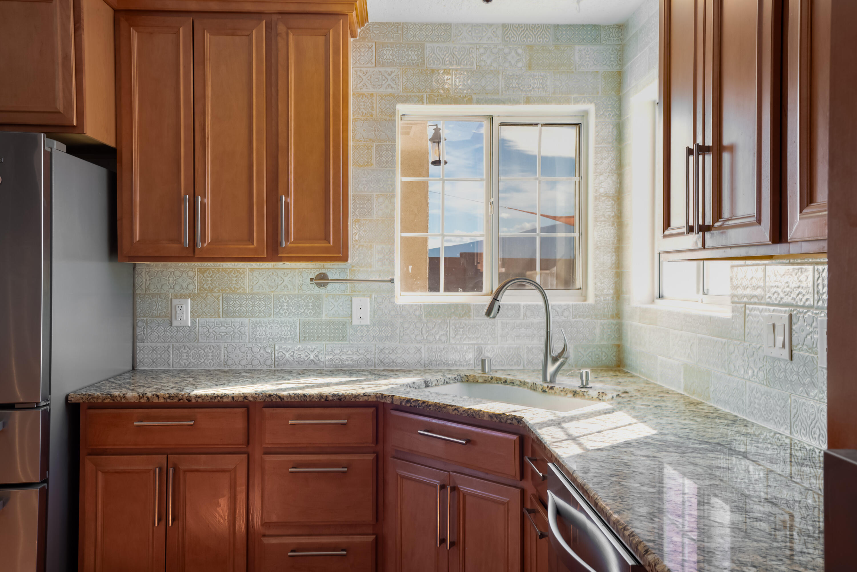 6940 Topeka Hills Drive NE