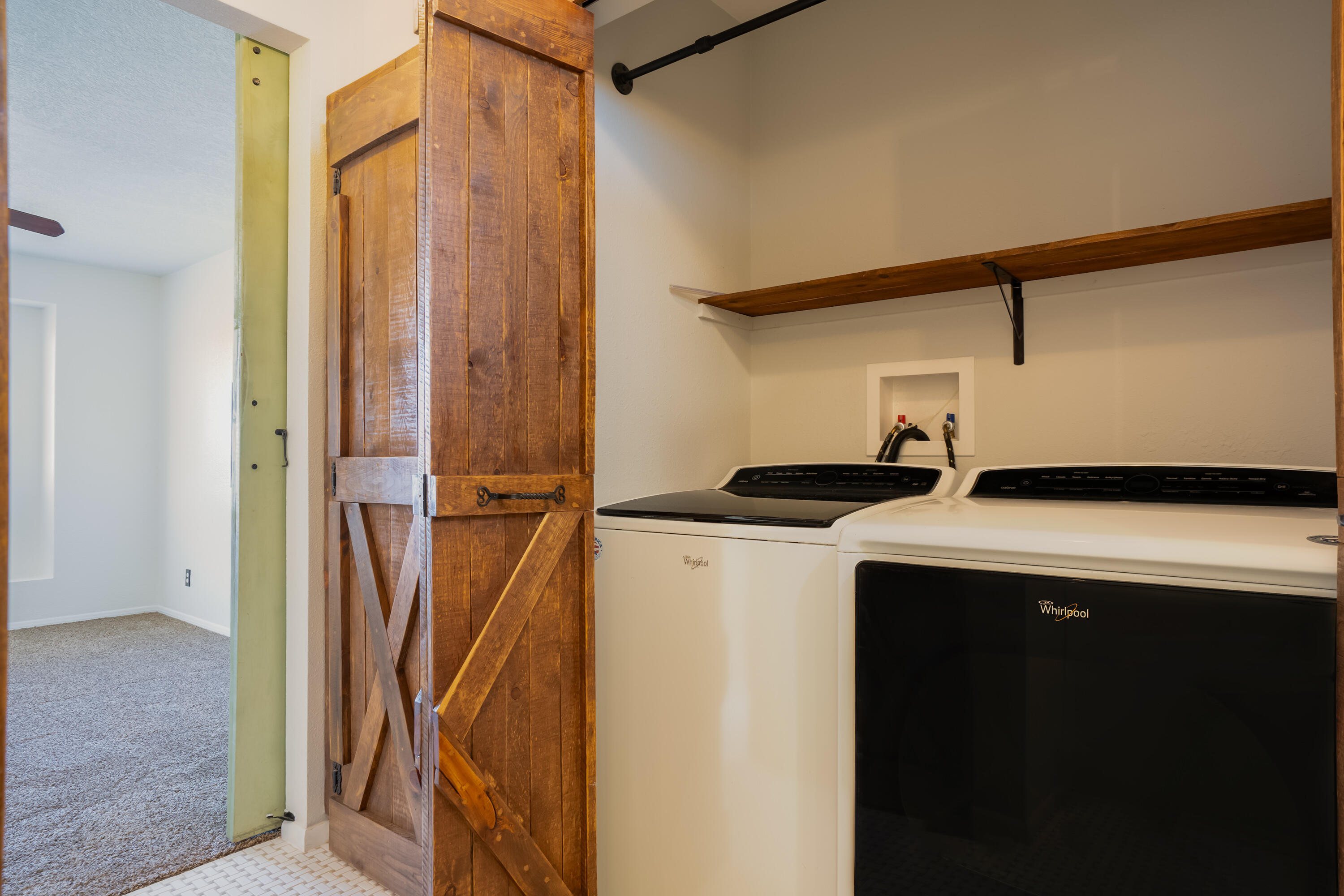 6940 Topeka Hills Drive NE