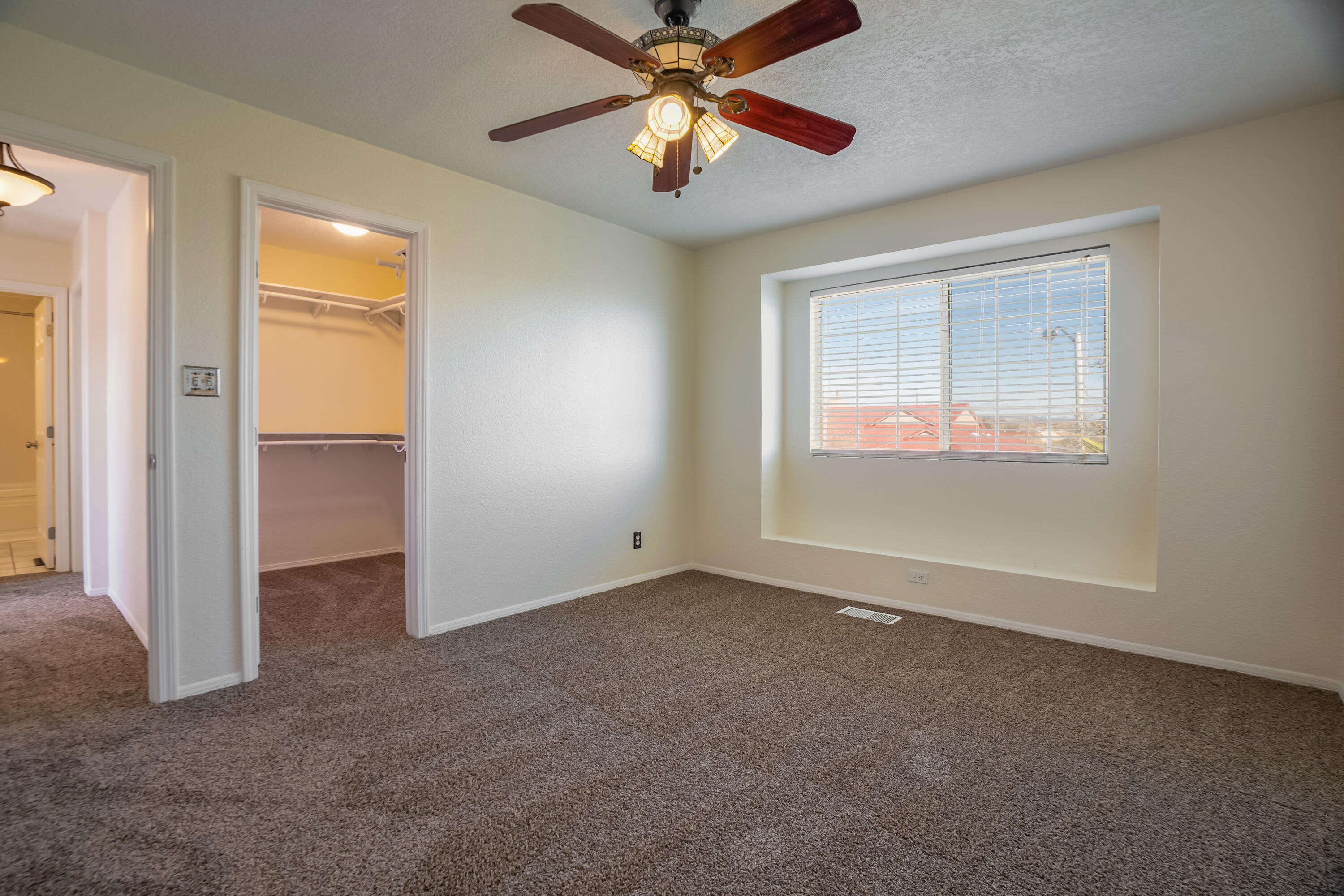 6940 Topeka Hills Drive NE