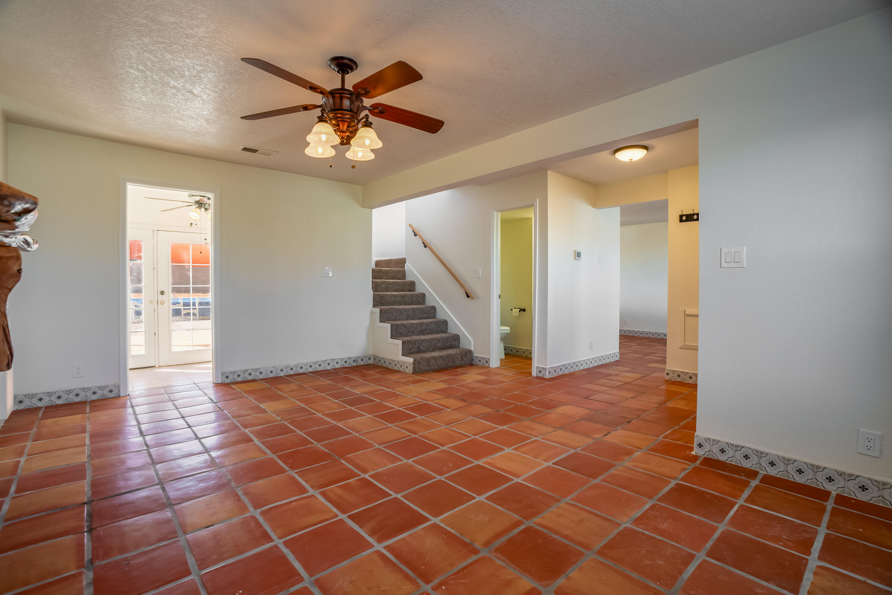 6940 Topeka Hills Drive NE