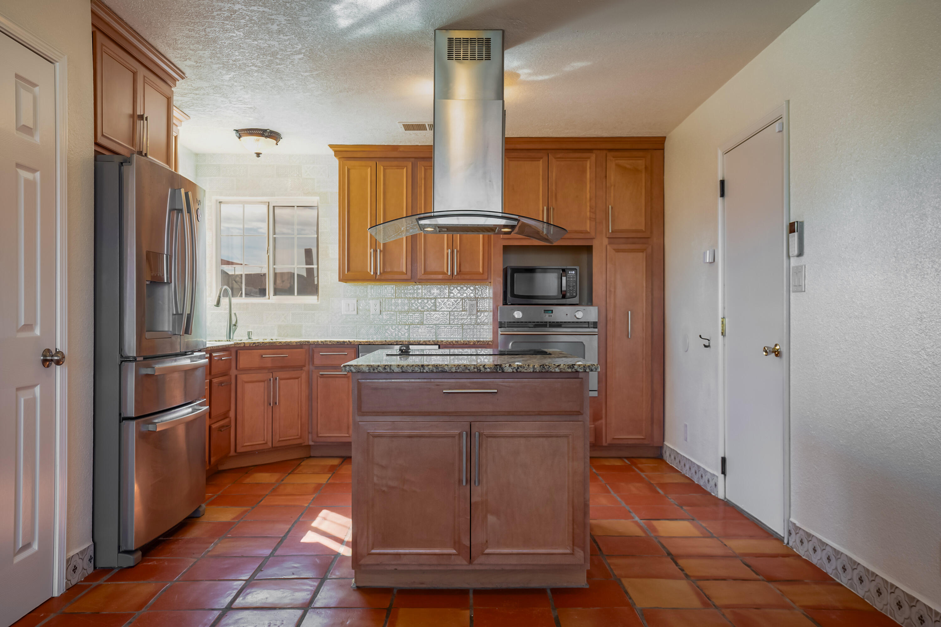 6940 Topeka Hills Drive NE