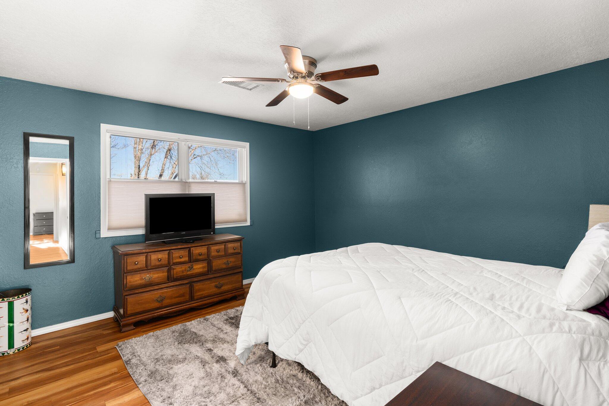 6625 Gisele Drive NE