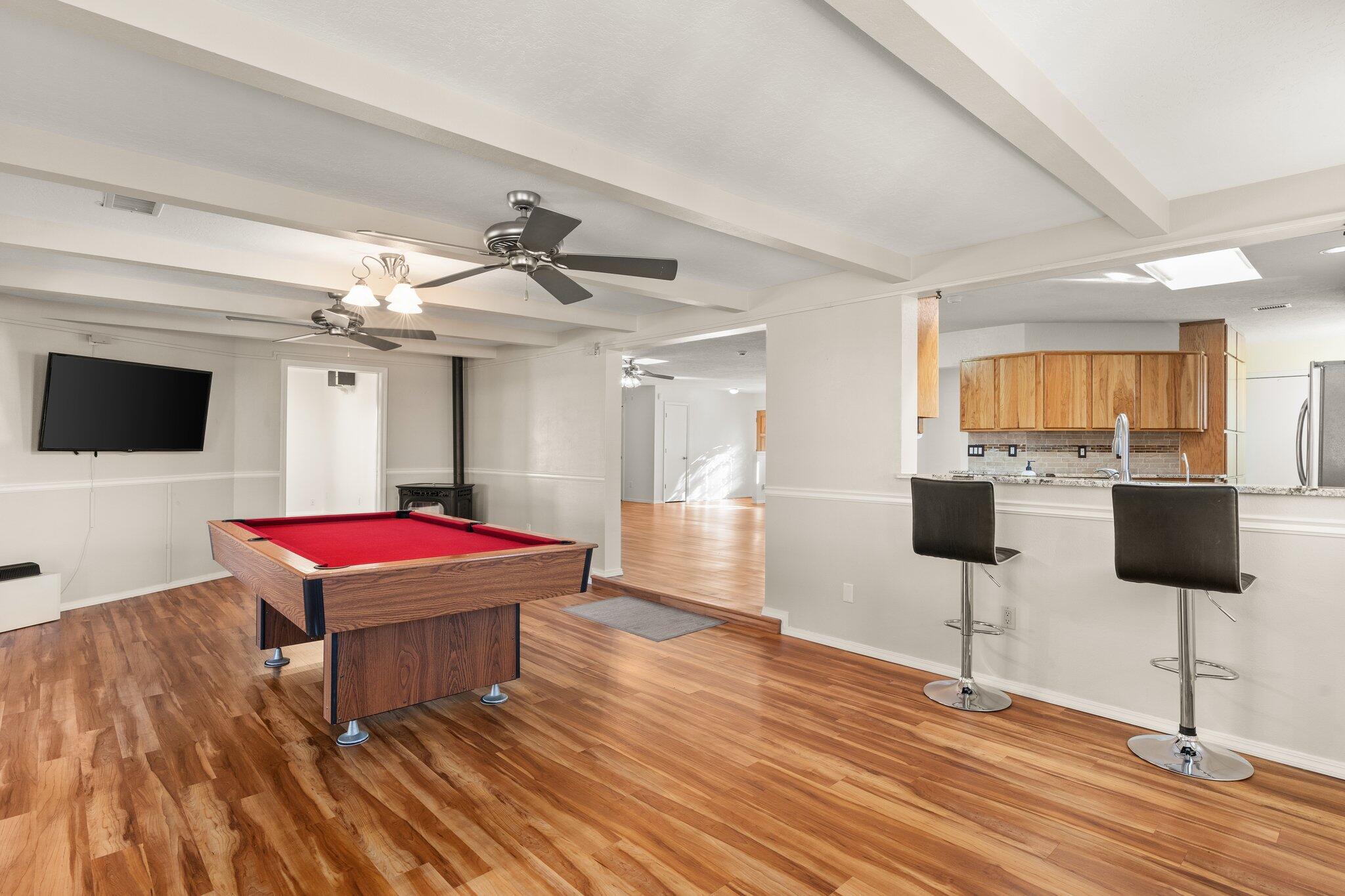 6625 Gisele Drive NE