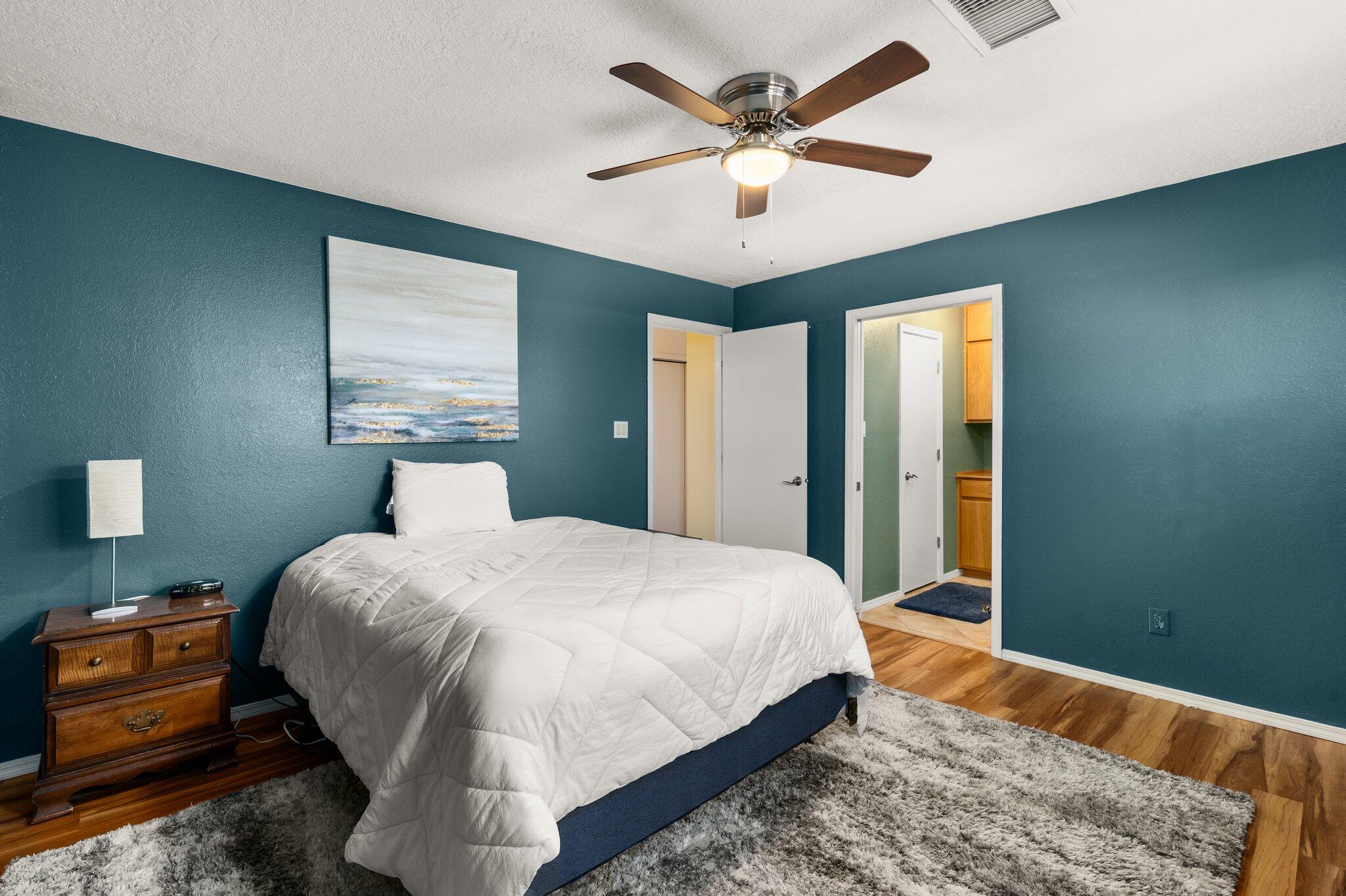 6625 Gisele Drive NE