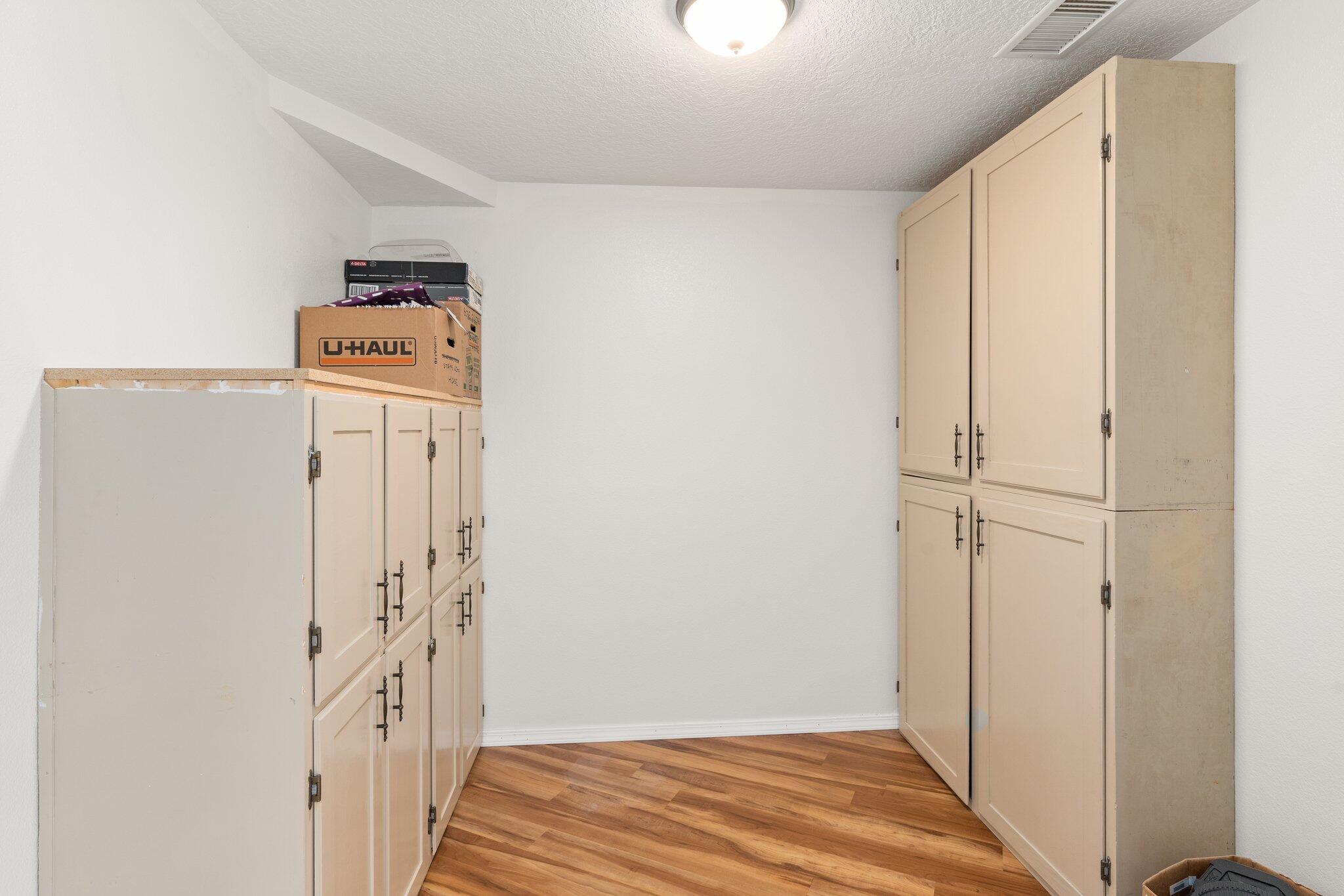 6625 Gisele Drive NE