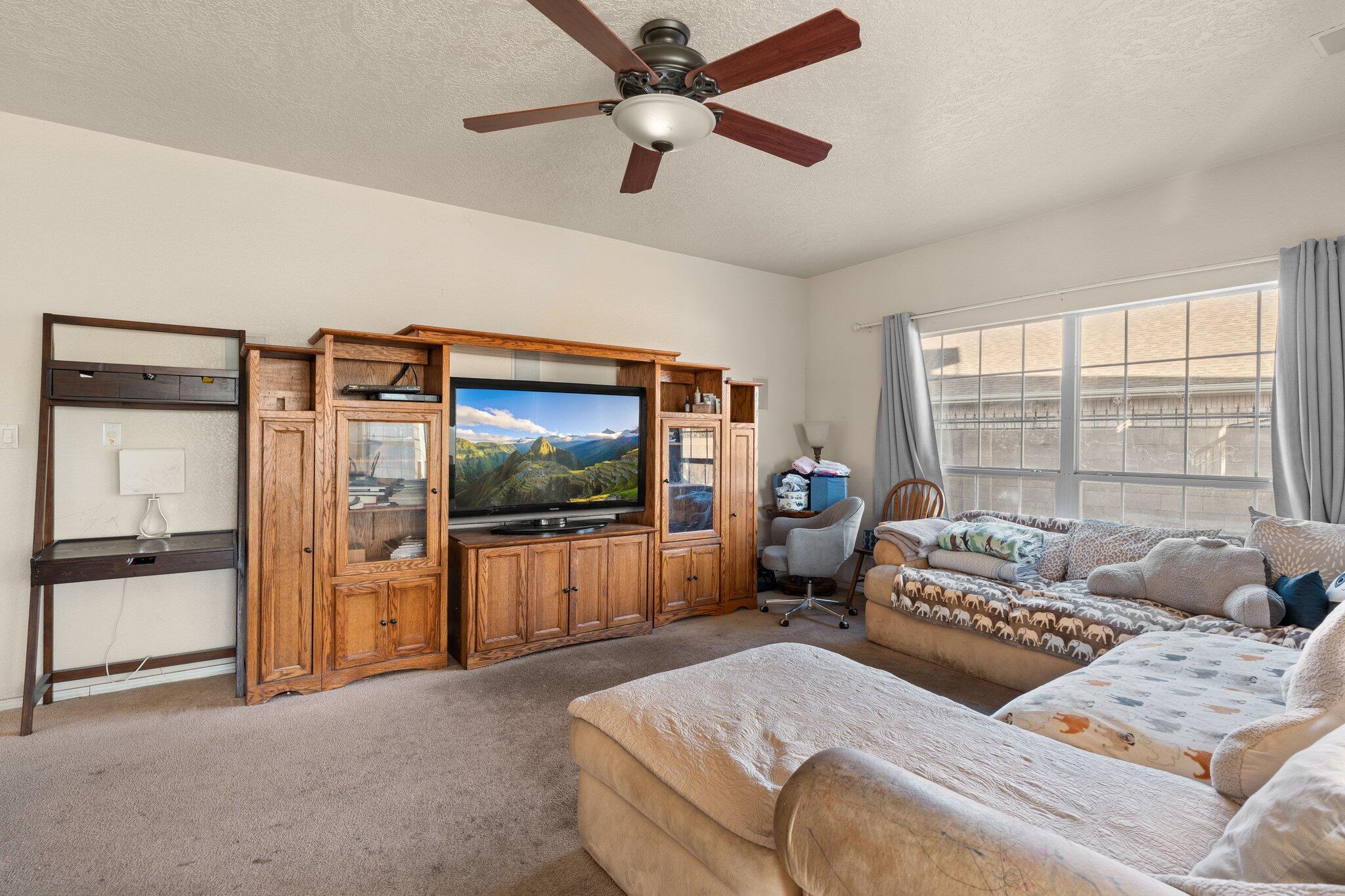 4720 Spring Vale Road NW