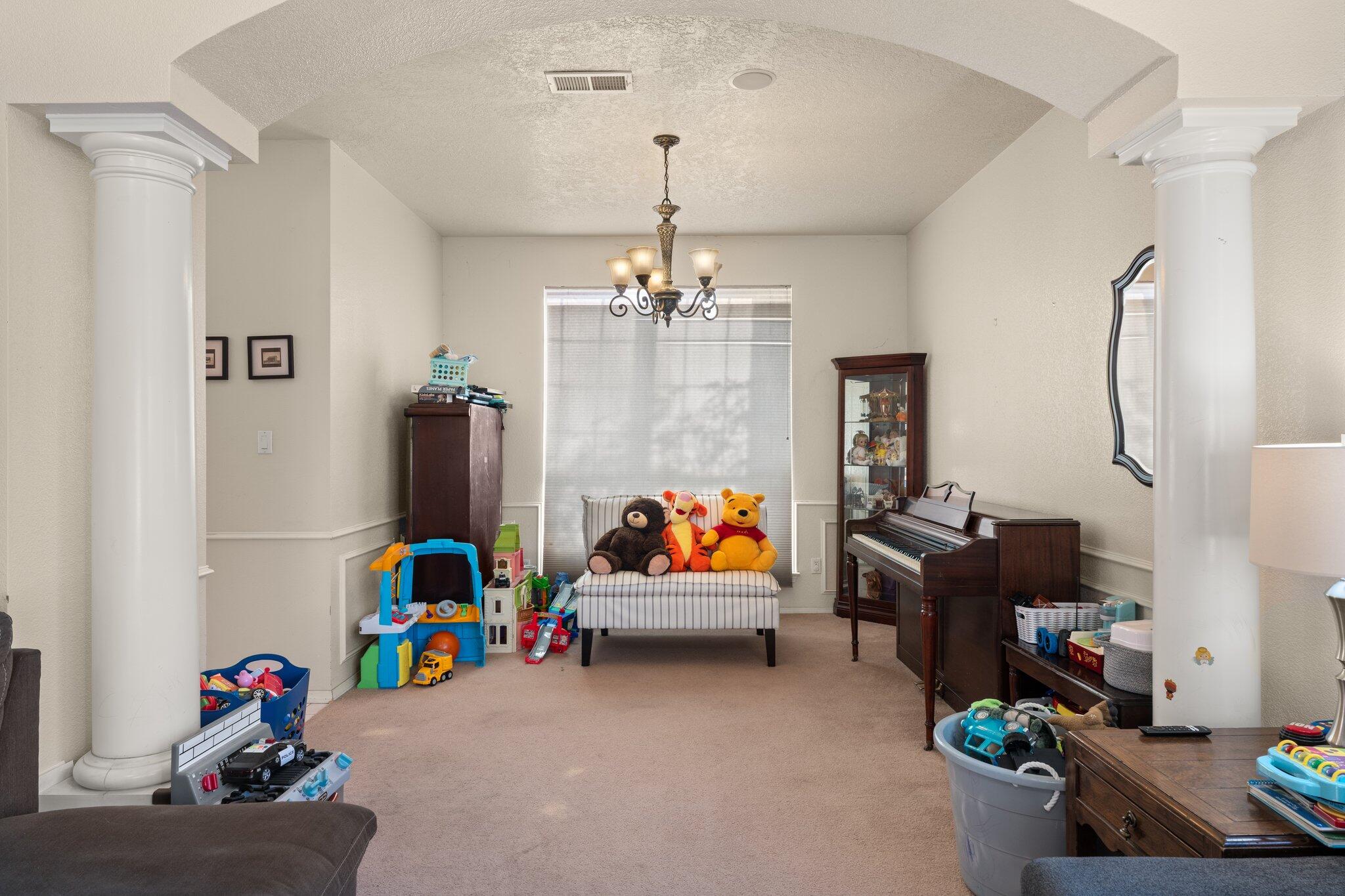 4720 Spring Vale Road NW