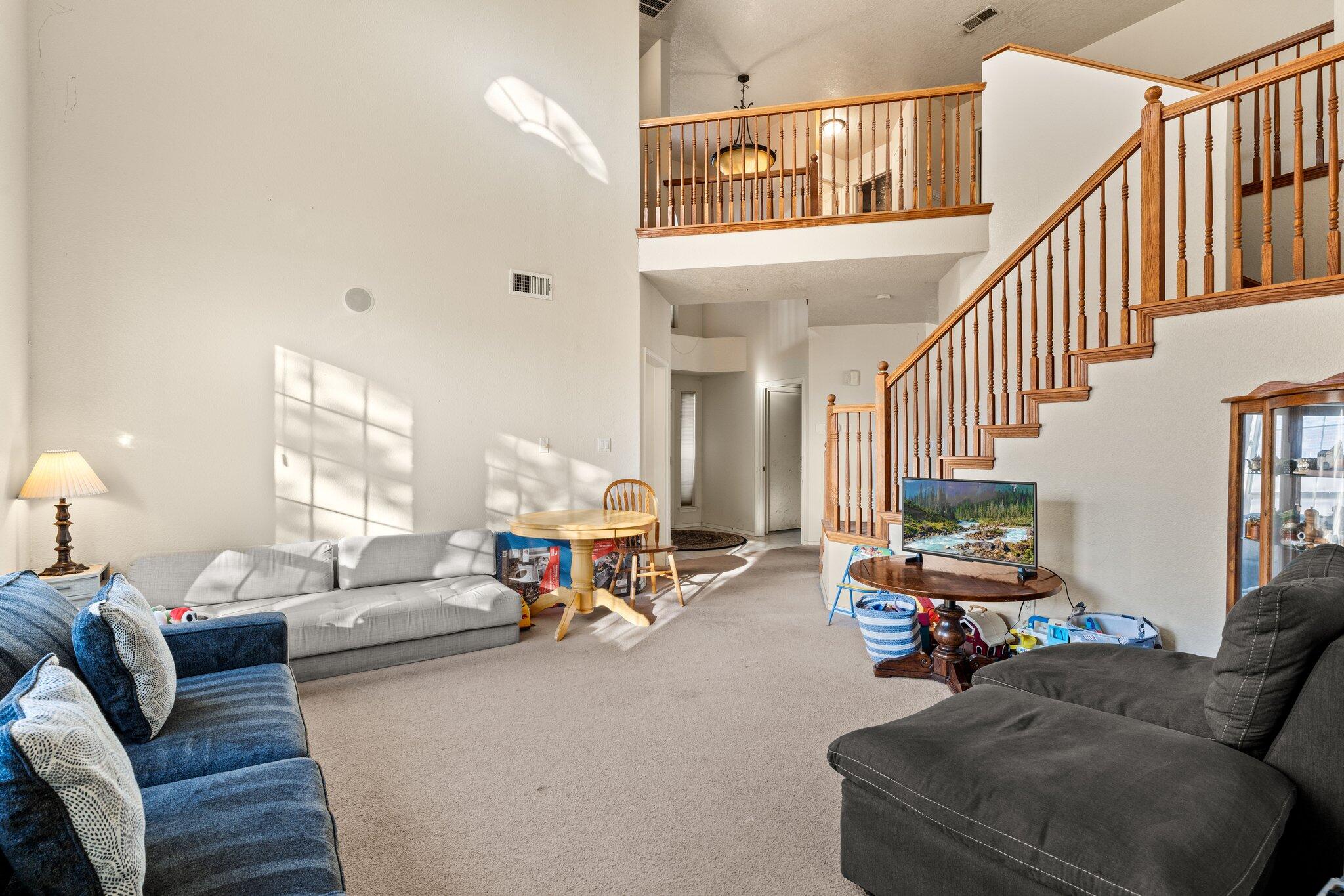 4720 Spring Vale Road NW