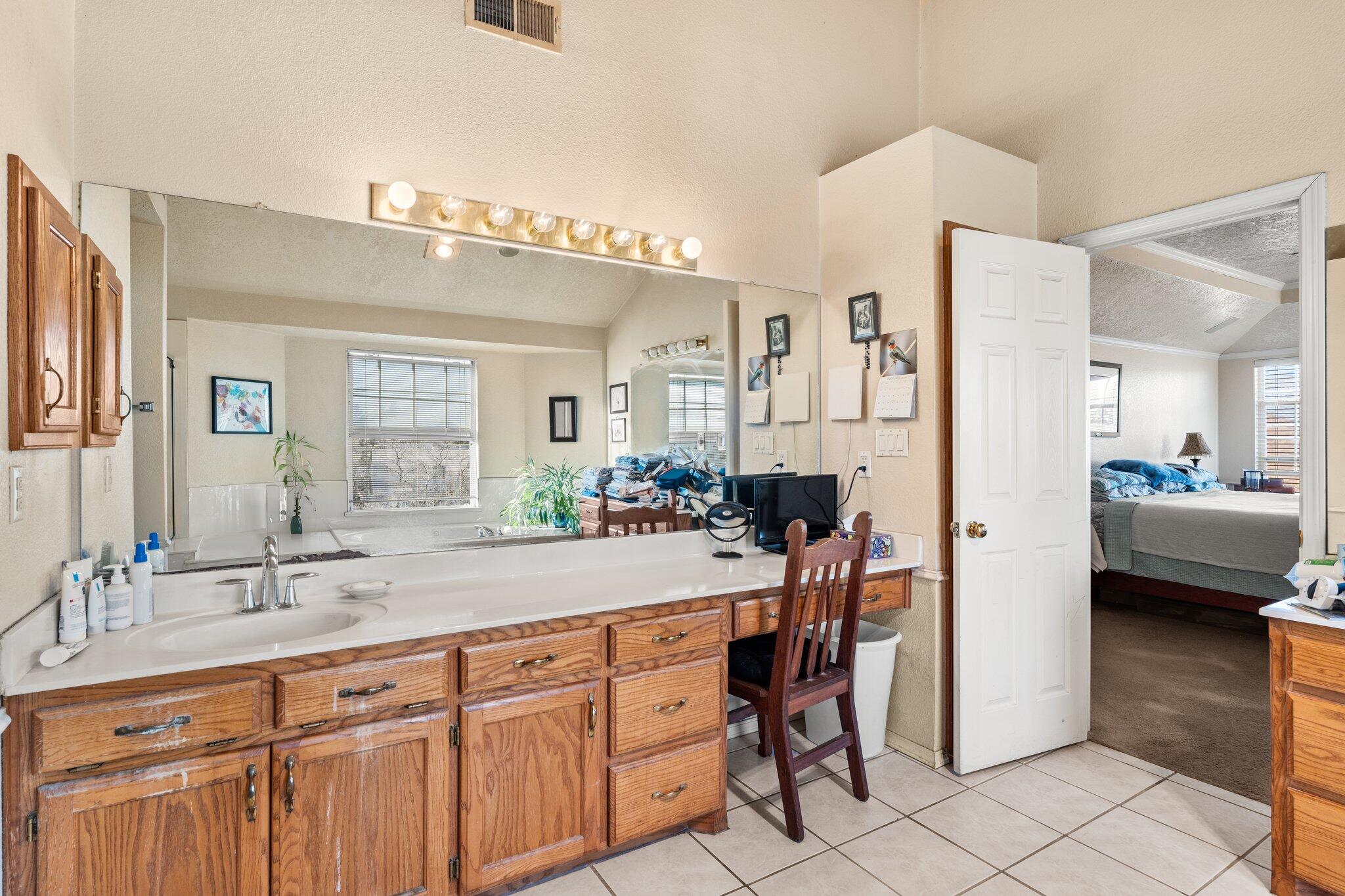 4720 Spring Vale Road NW