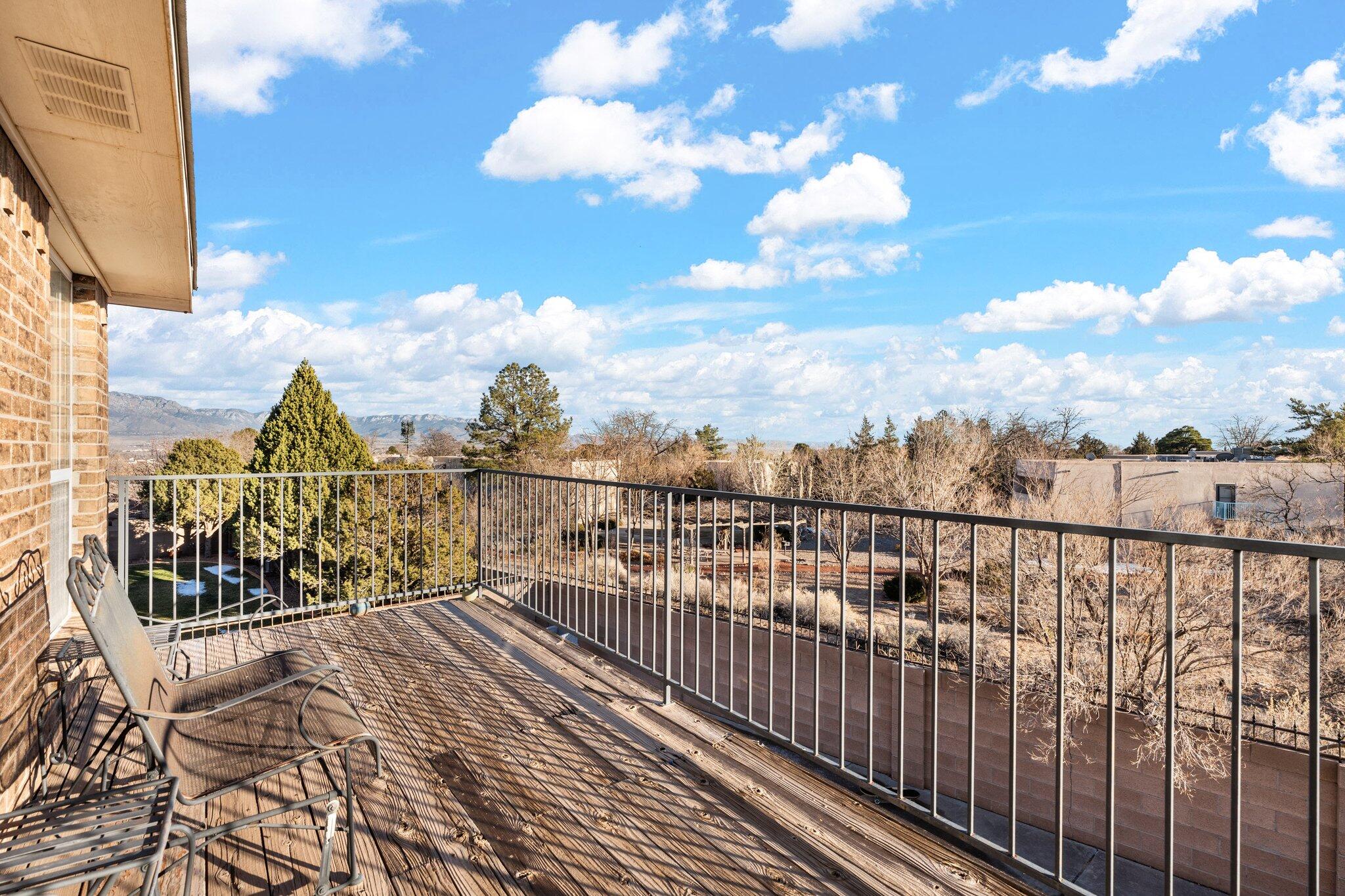 4720 Spring Vale Road NW