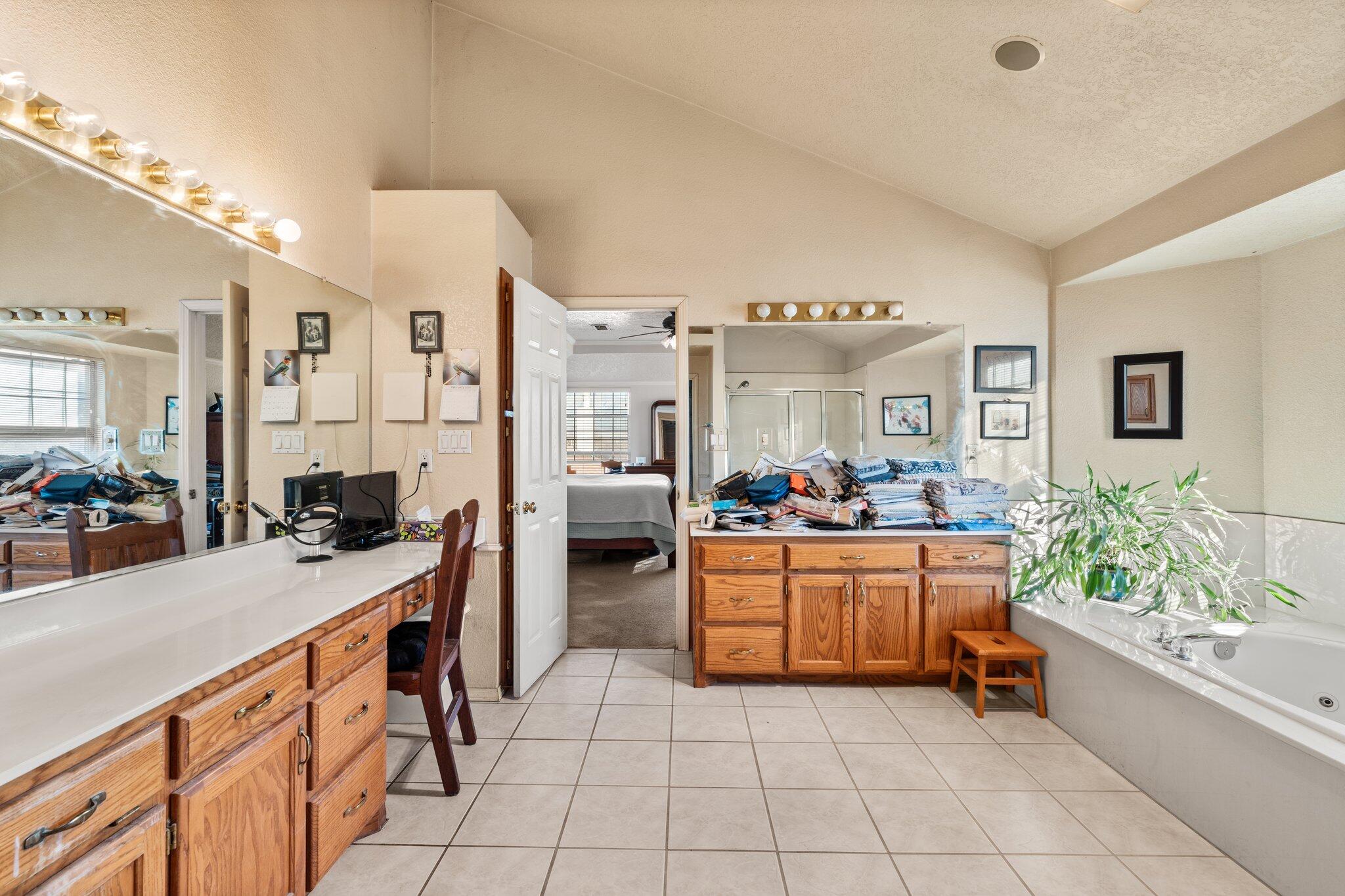 4720 Spring Vale Road NW