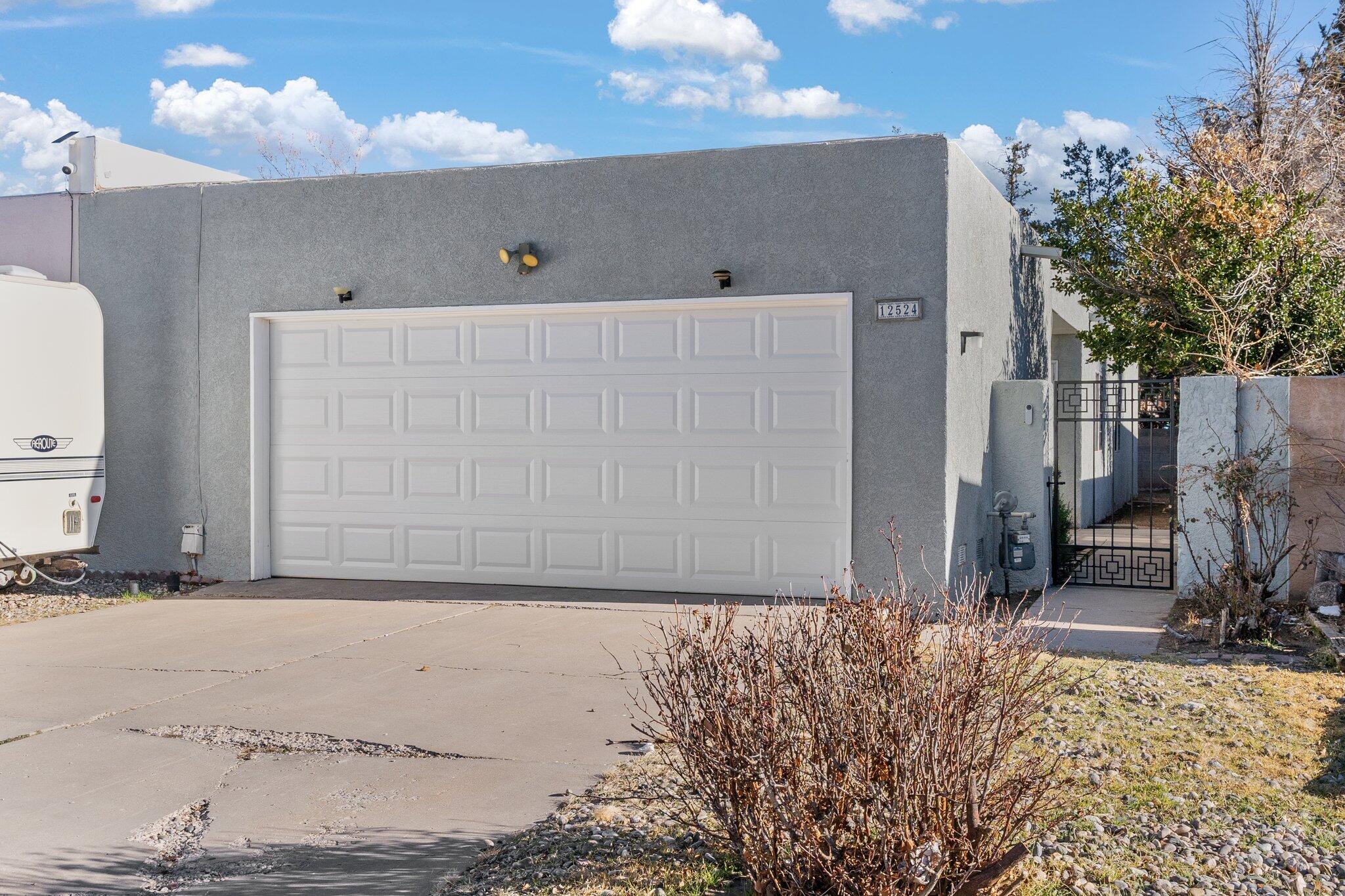 12524 Singing Arrow Avenue SE