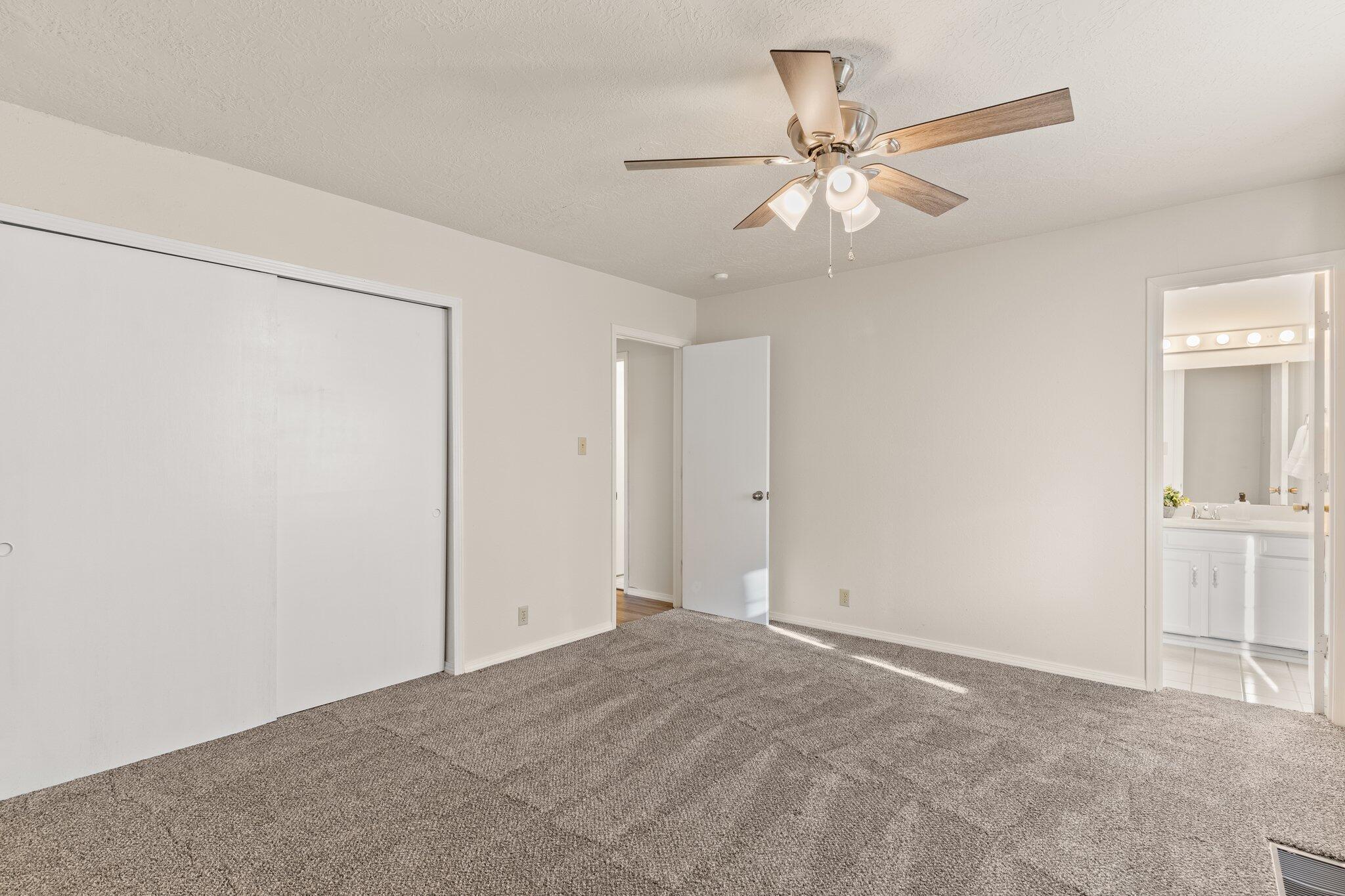 12524 Singing Arrow Avenue SE