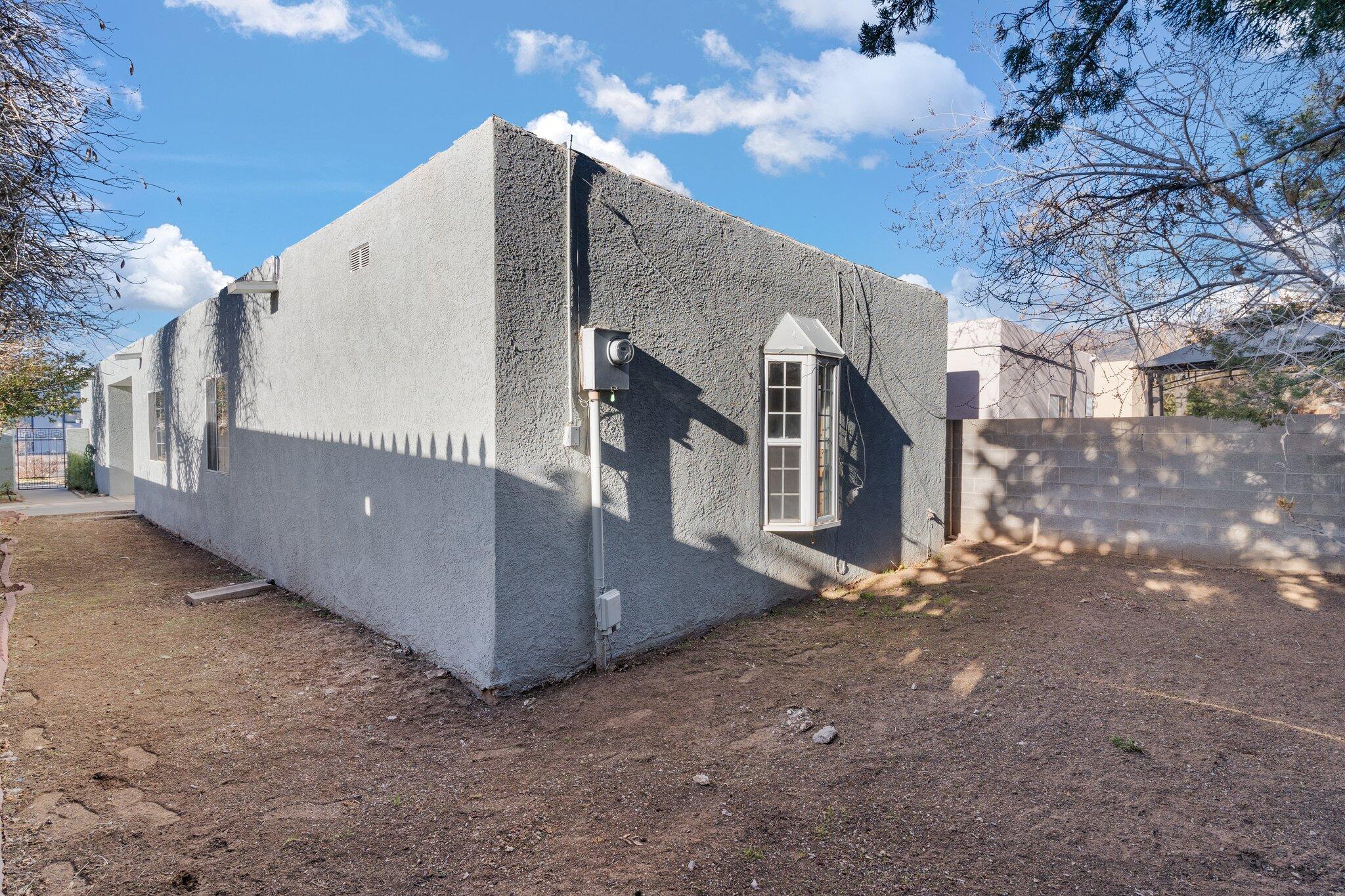 12524 Singing Arrow Avenue SE