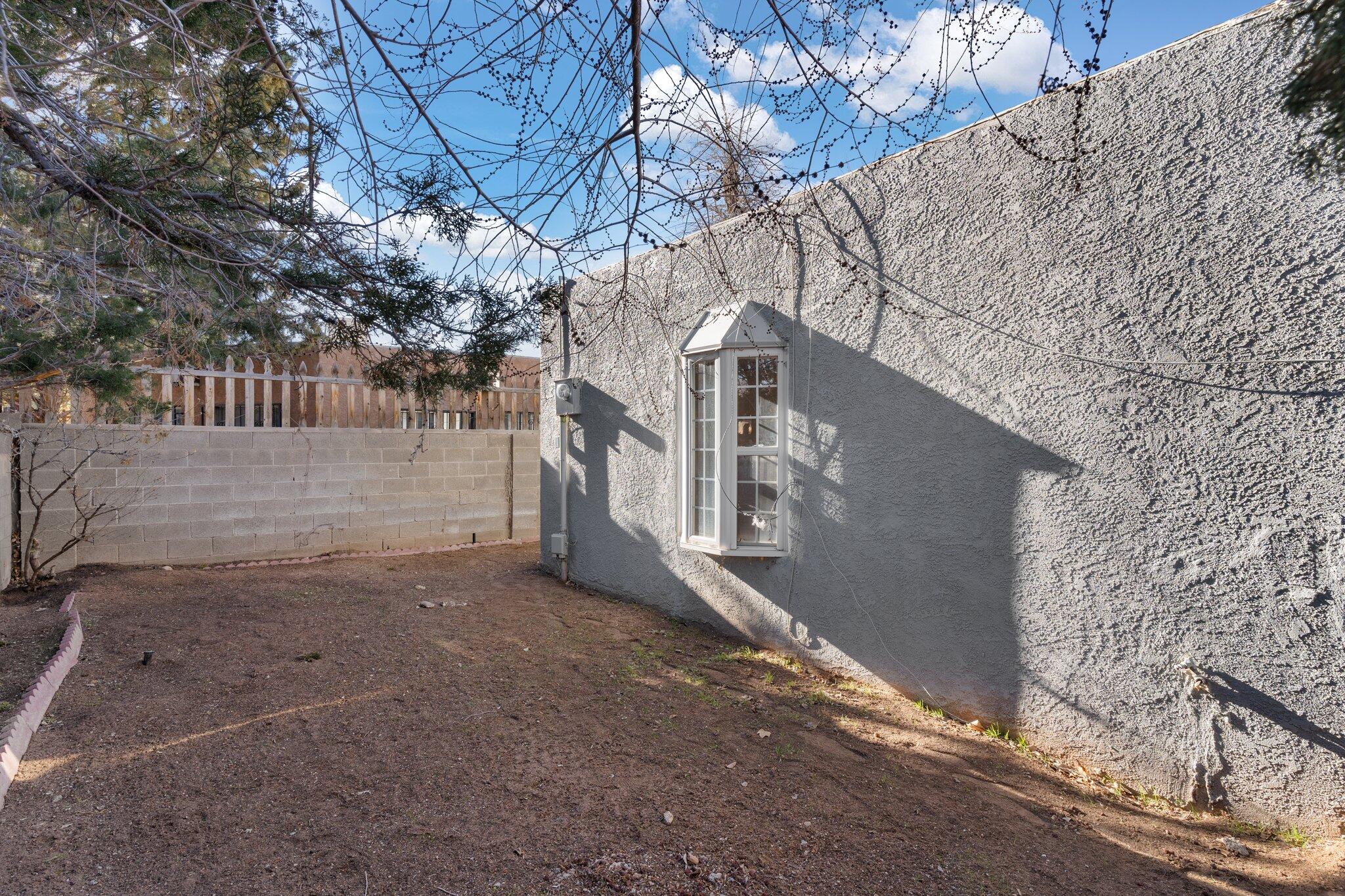 12524 Singing Arrow Avenue SE