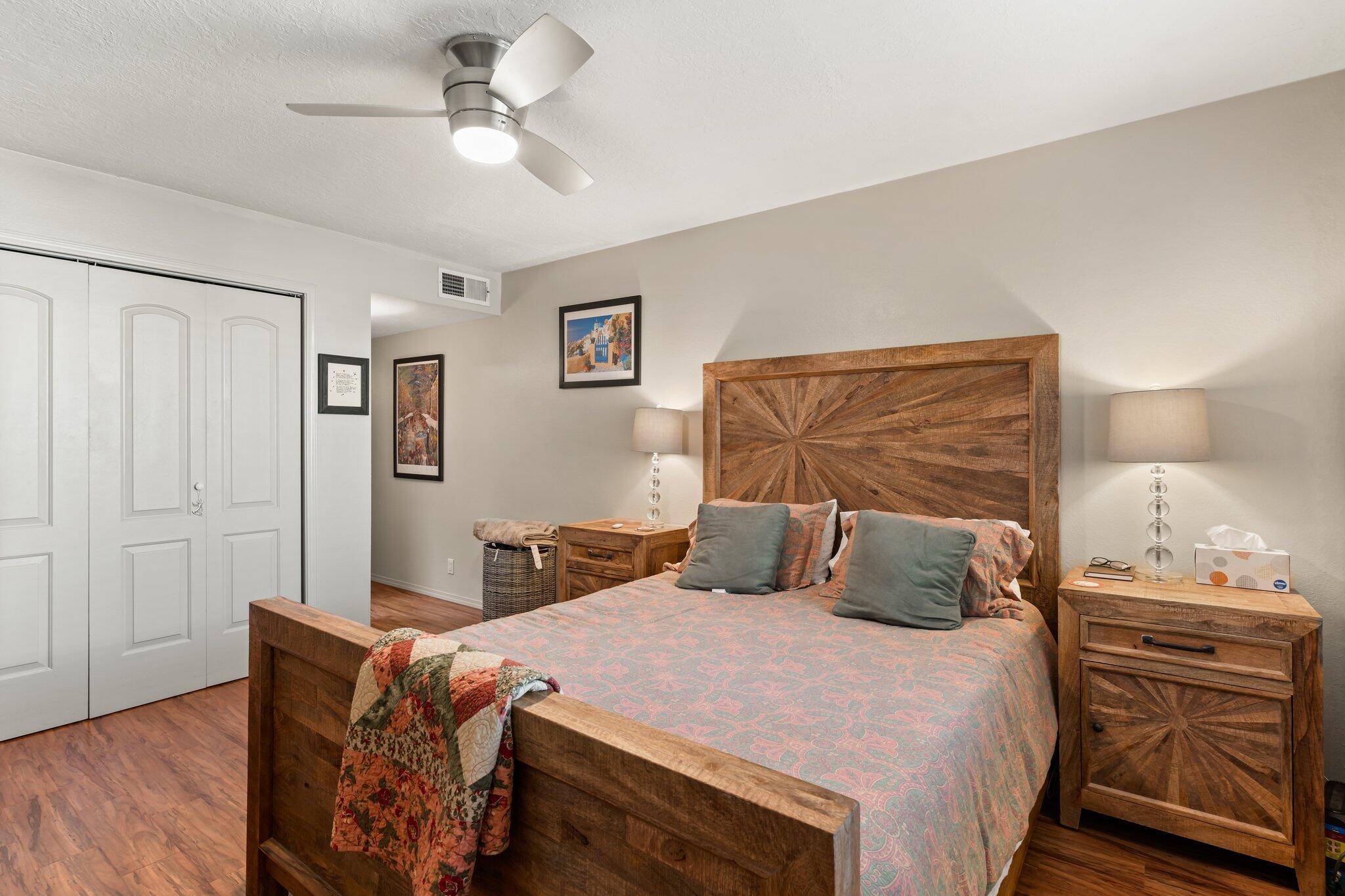 6031 Del Campo Place NE