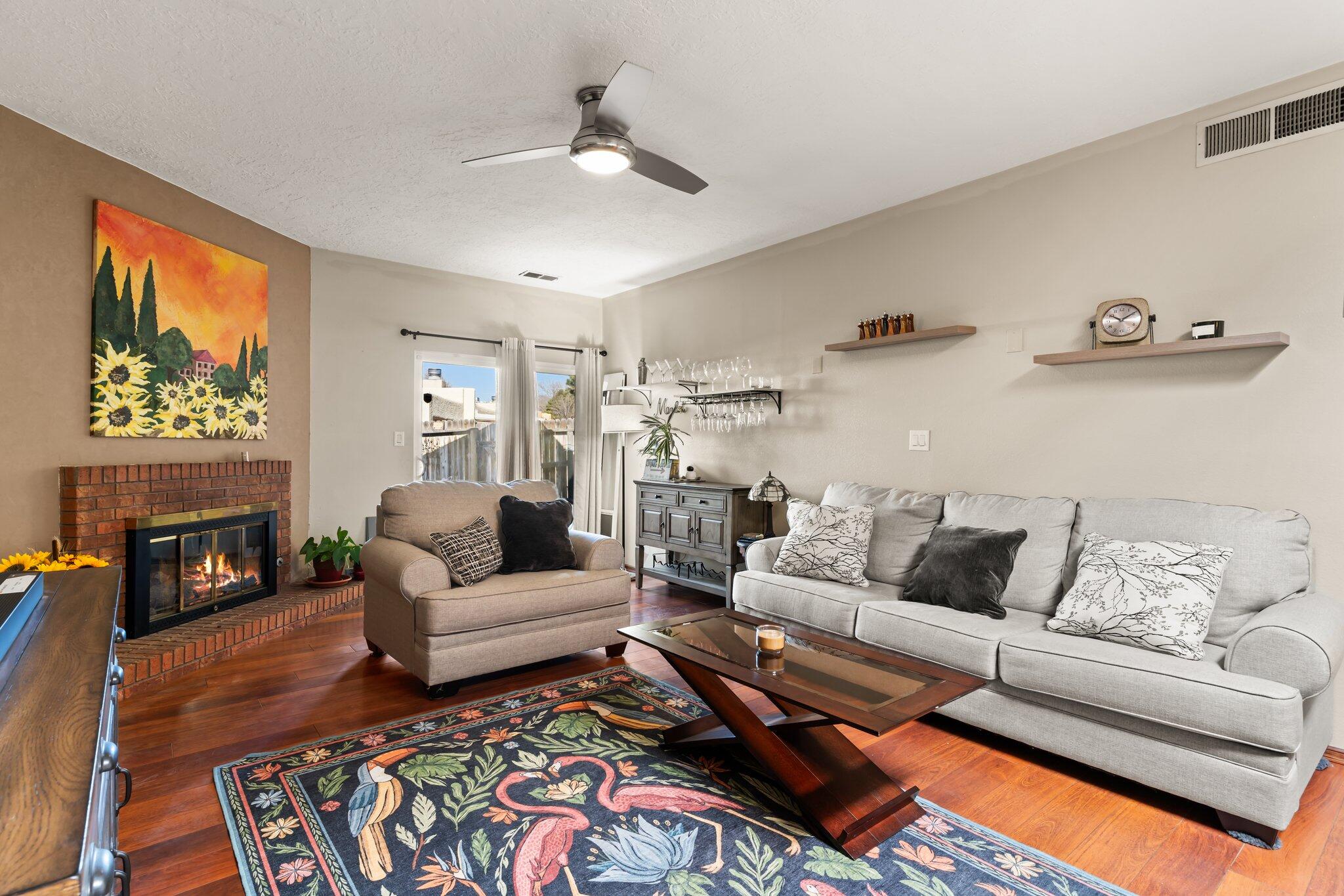 6031 Del Campo Place NE