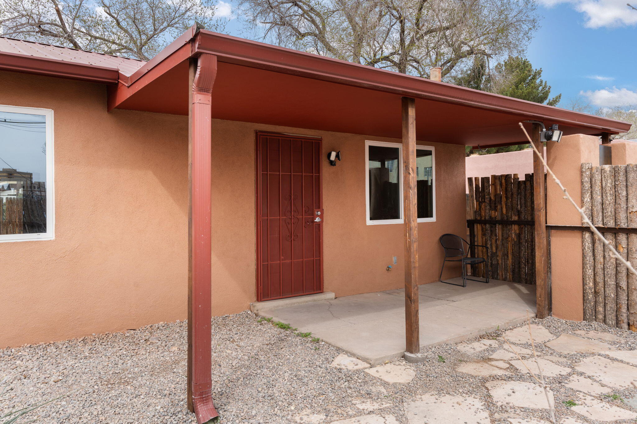 511 Keleher Avenue NW