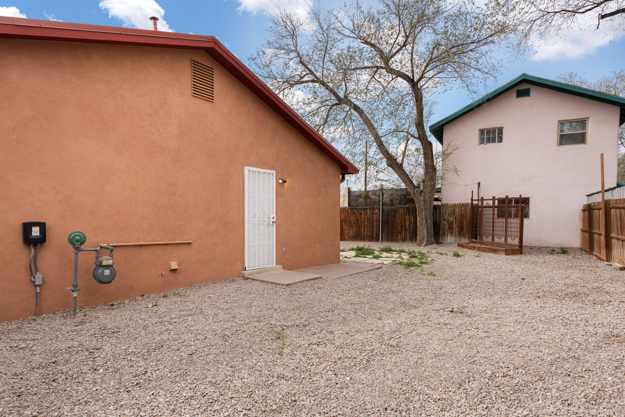 511 Keleher Avenue NW