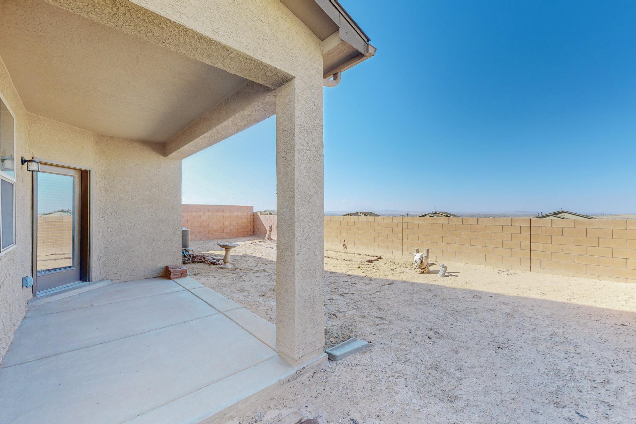 11 Dos Hermanos Court