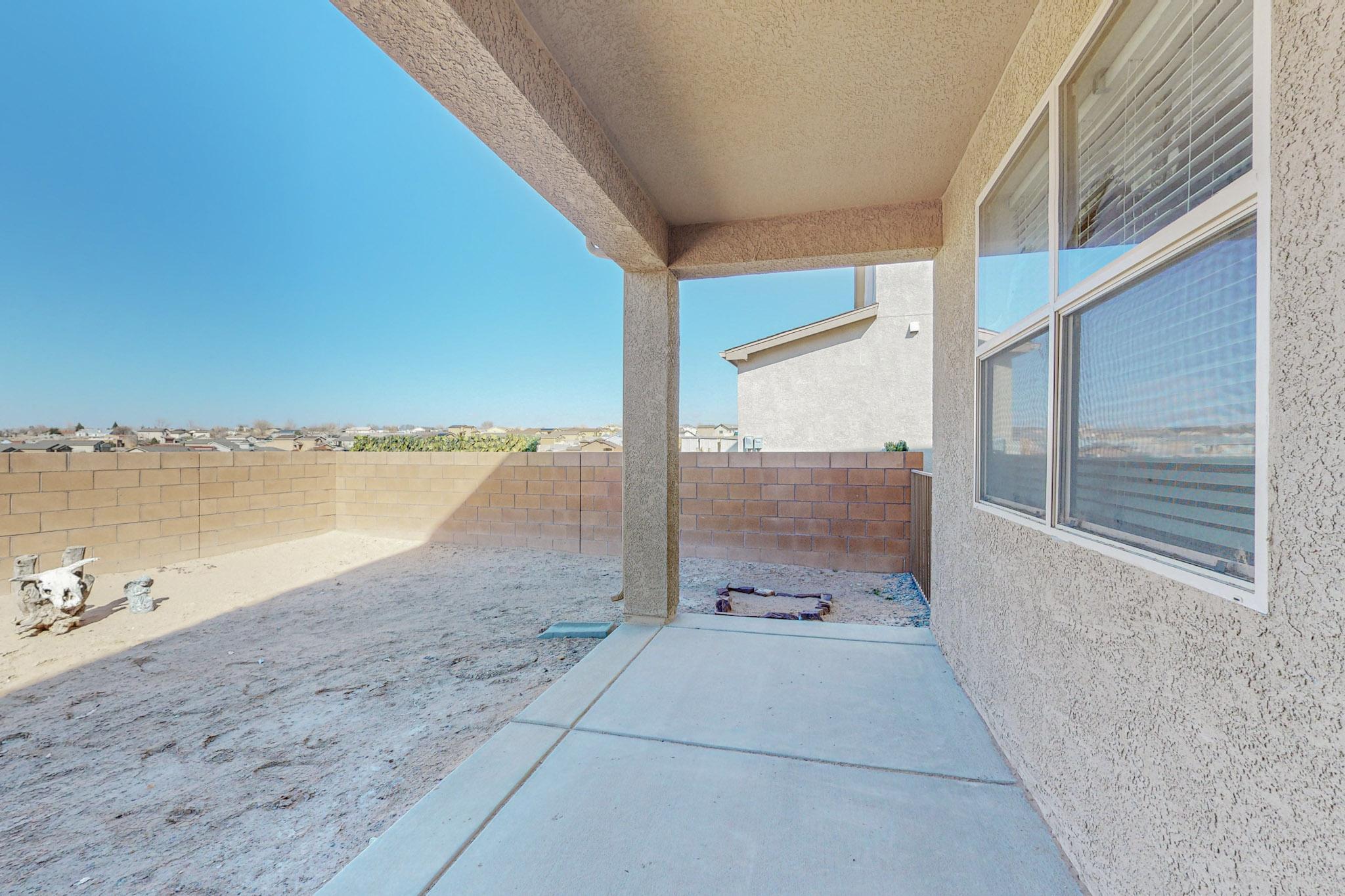 11 Dos Hermanos Court