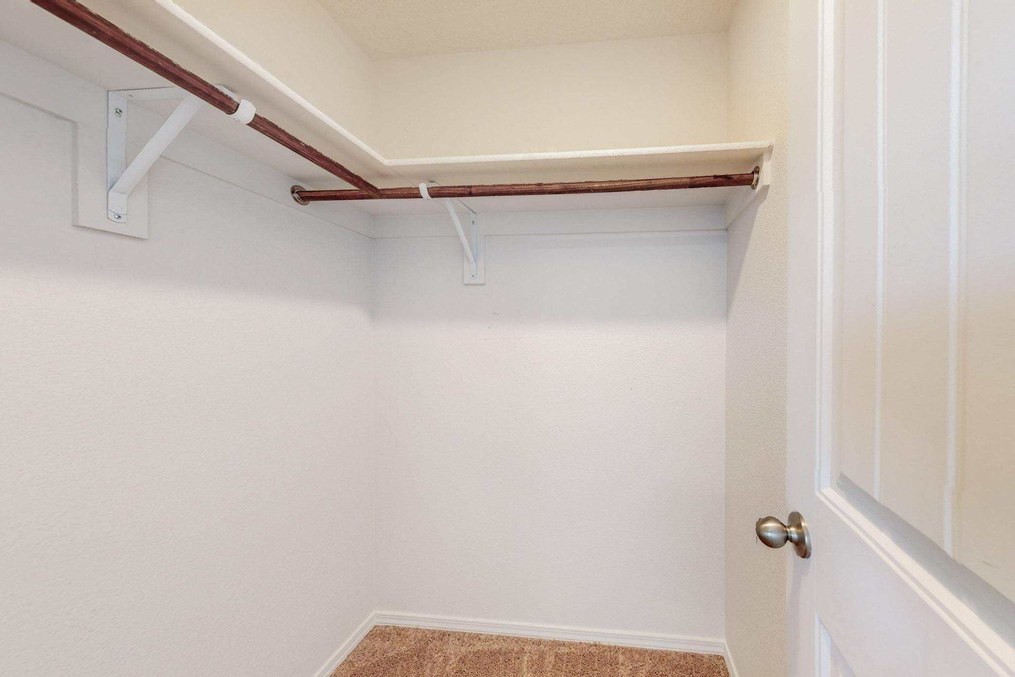 11 Dos Hermanos Court