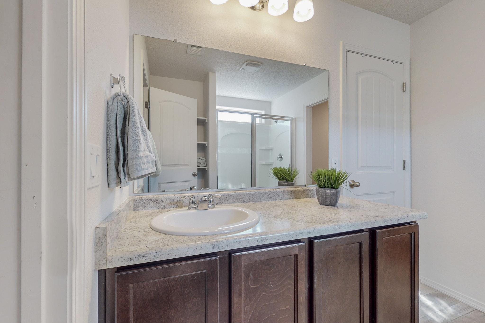 11 Dos Hermanos Court