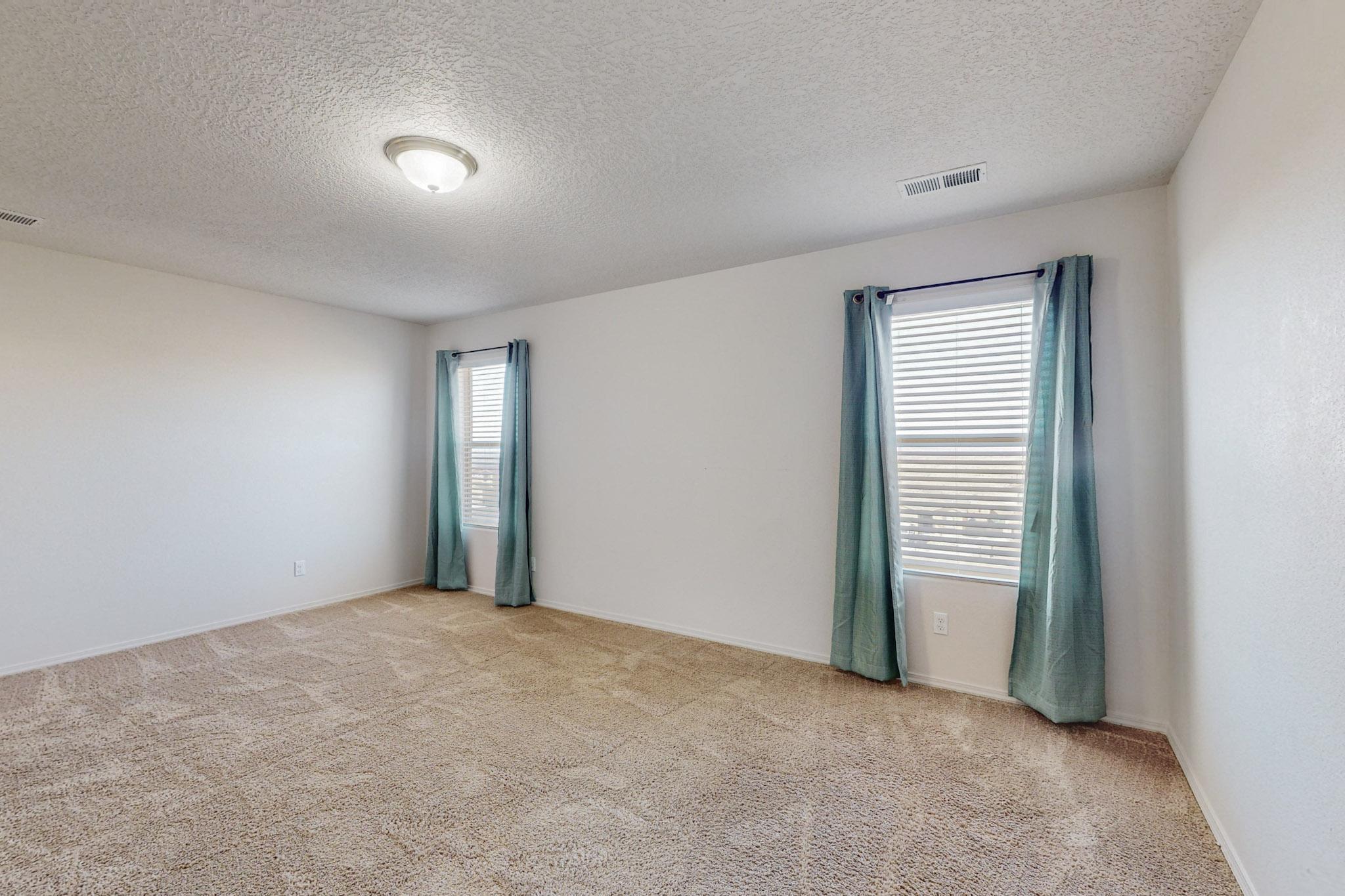 11 Dos Hermanos Court