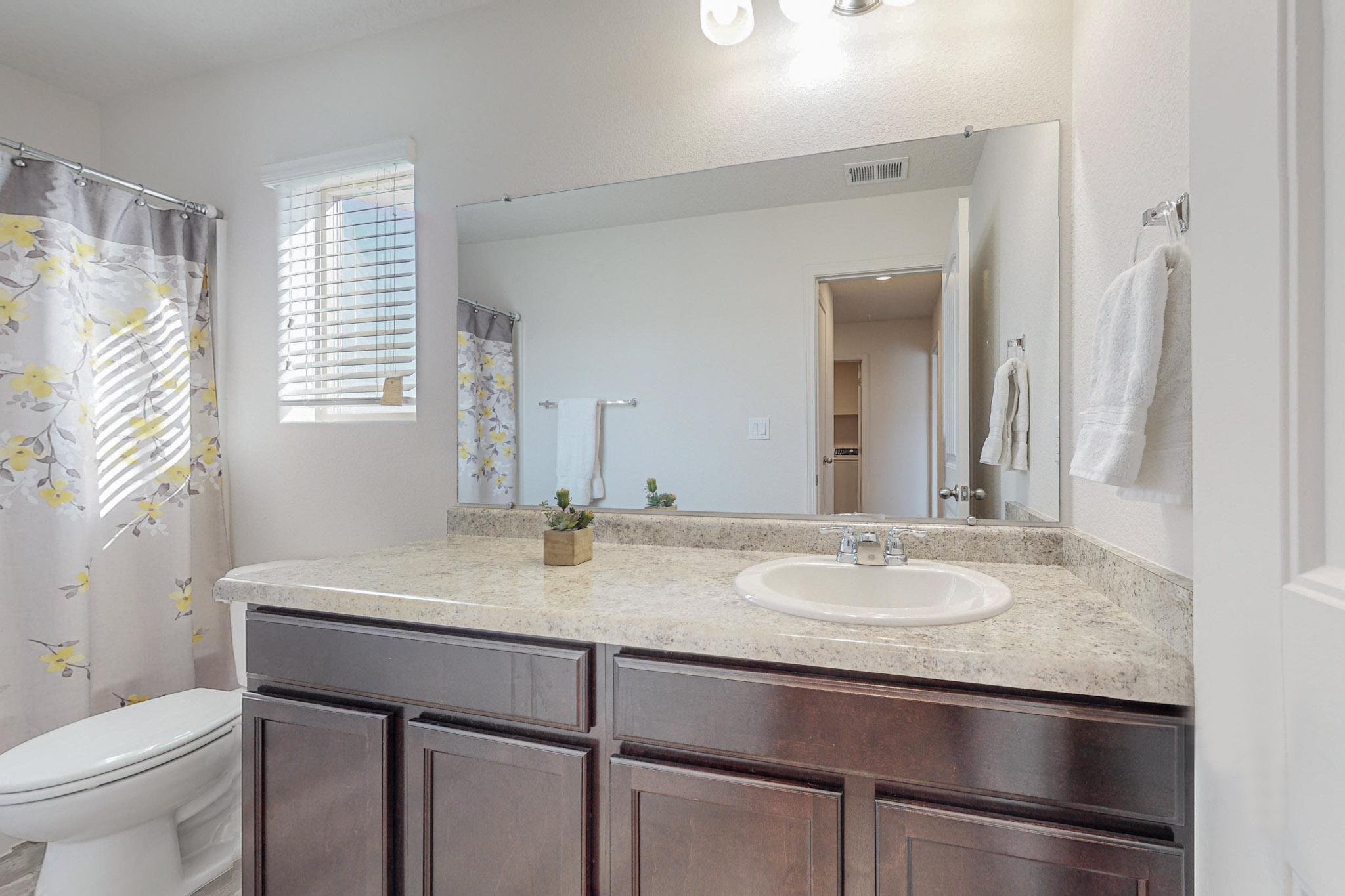 11 Dos Hermanos Court