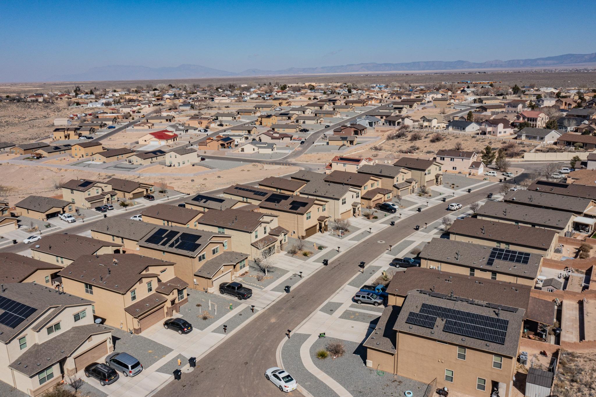 11 Dos Hermanos Court