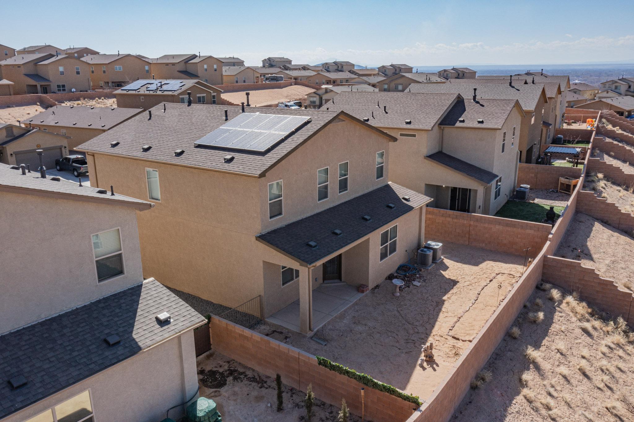 11 Dos Hermanos Court