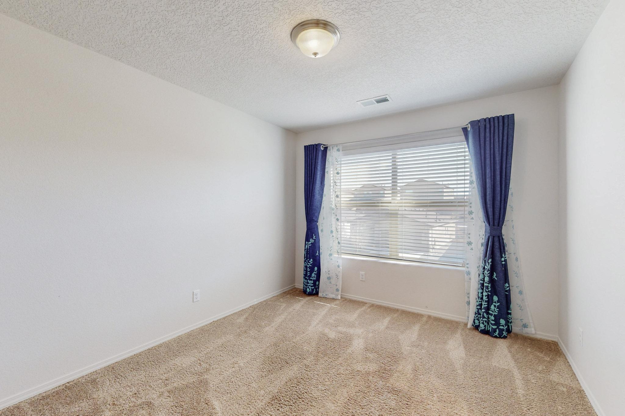 11 Dos Hermanos Court