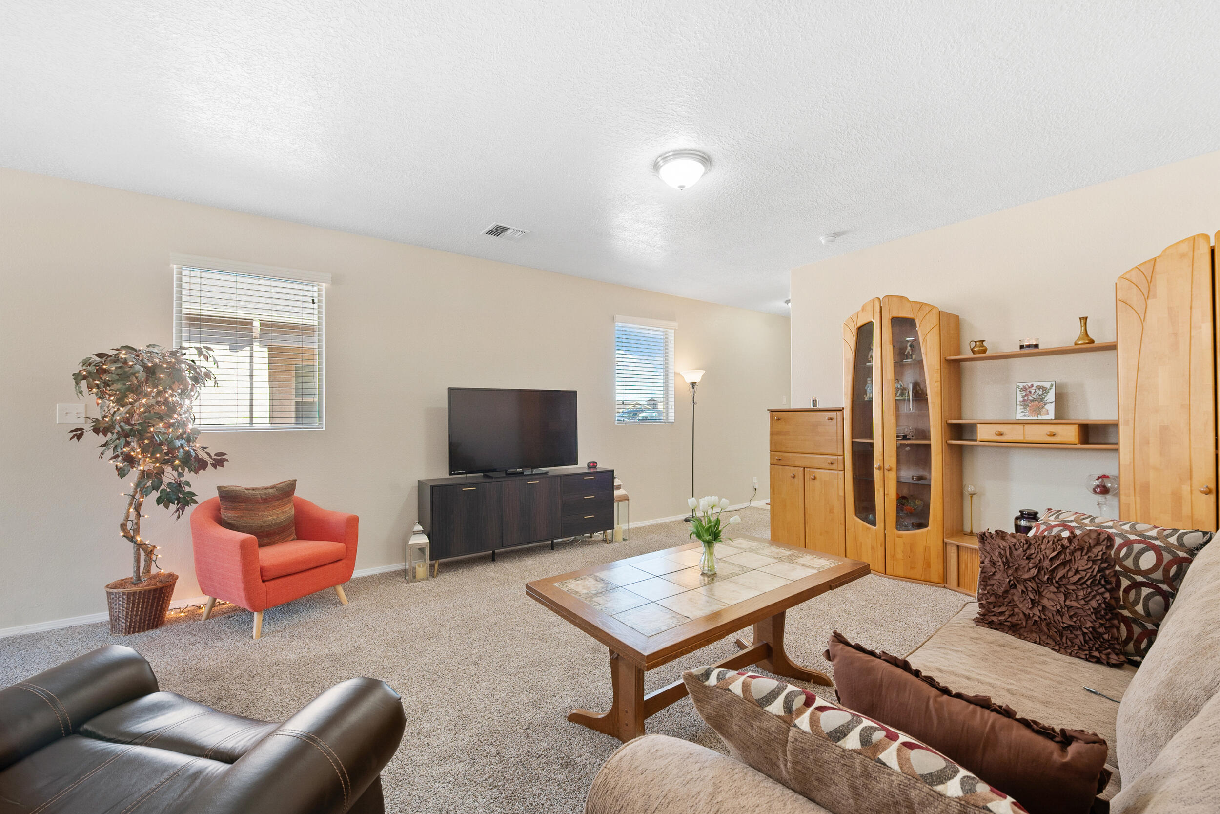 2709 Moon Glow Drive NE