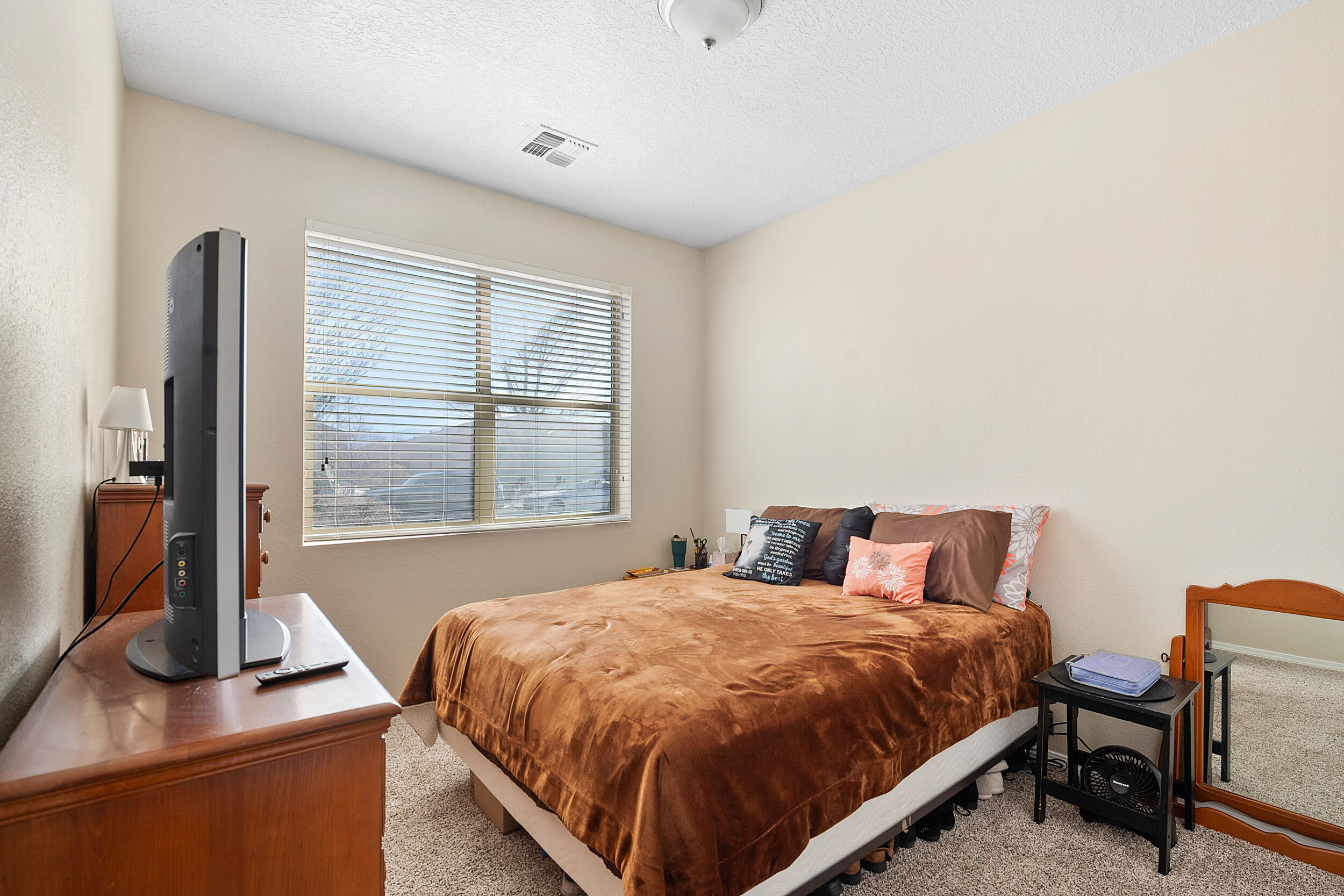 2709 Moon Glow Drive NE