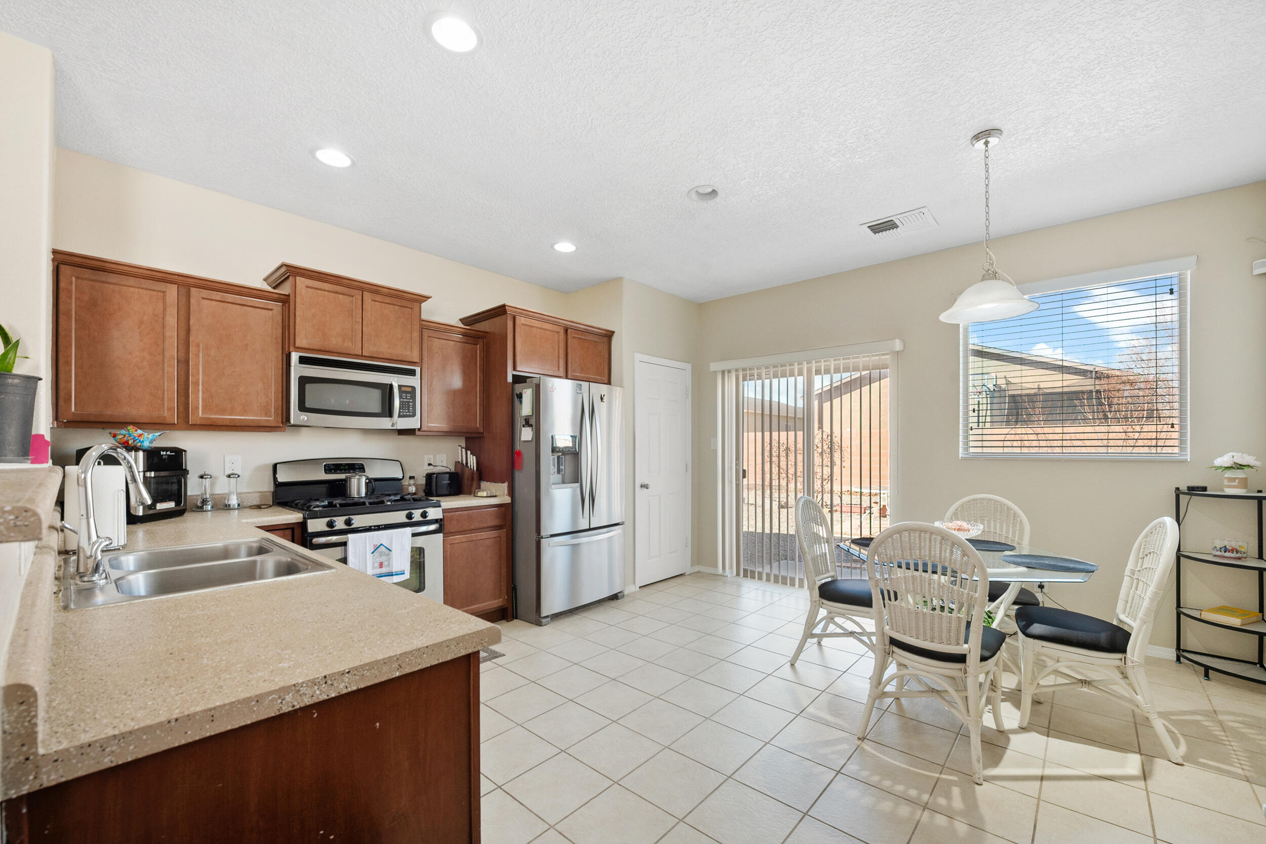 2709 Moon Glow Drive NE