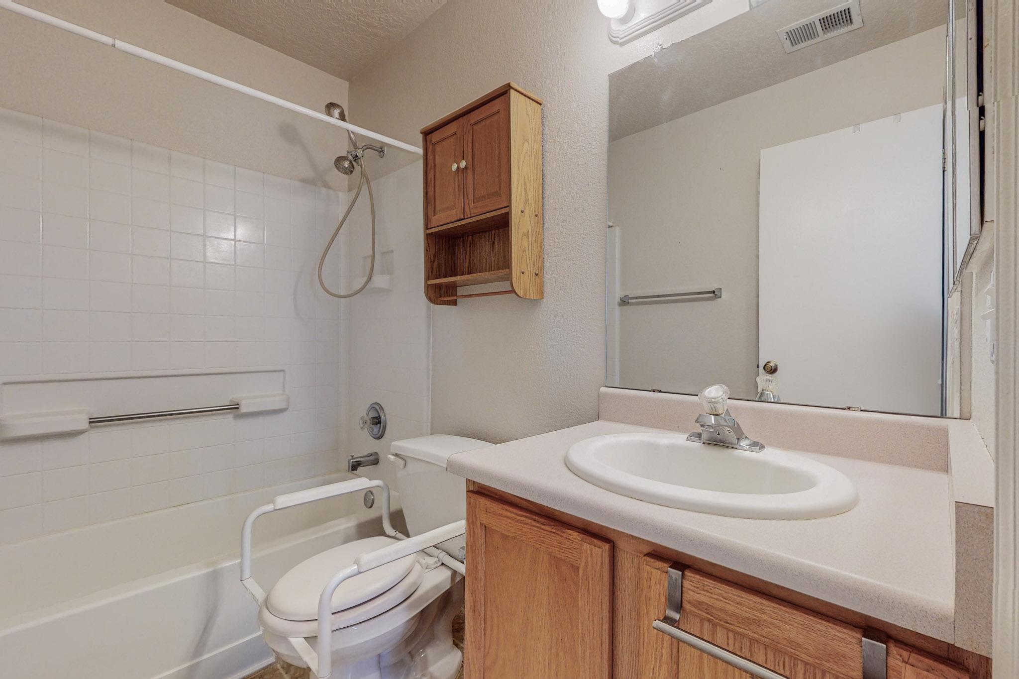 6936 Skylar Drive NE