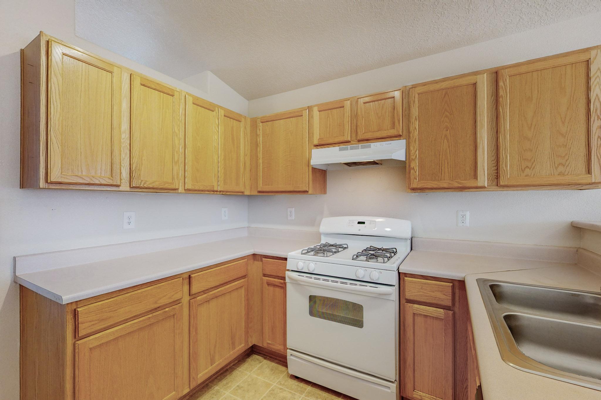 6936 Skylar Drive NE