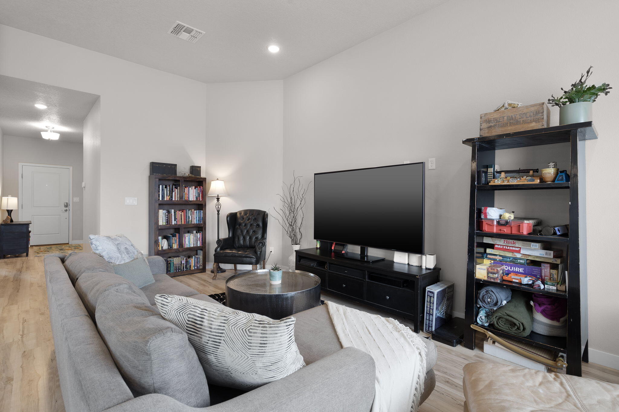 7501 Prickly Brush Street NW