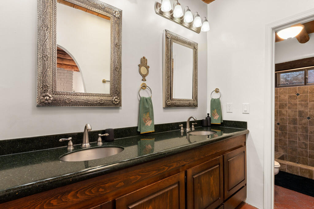 538 Black Bear Road NE