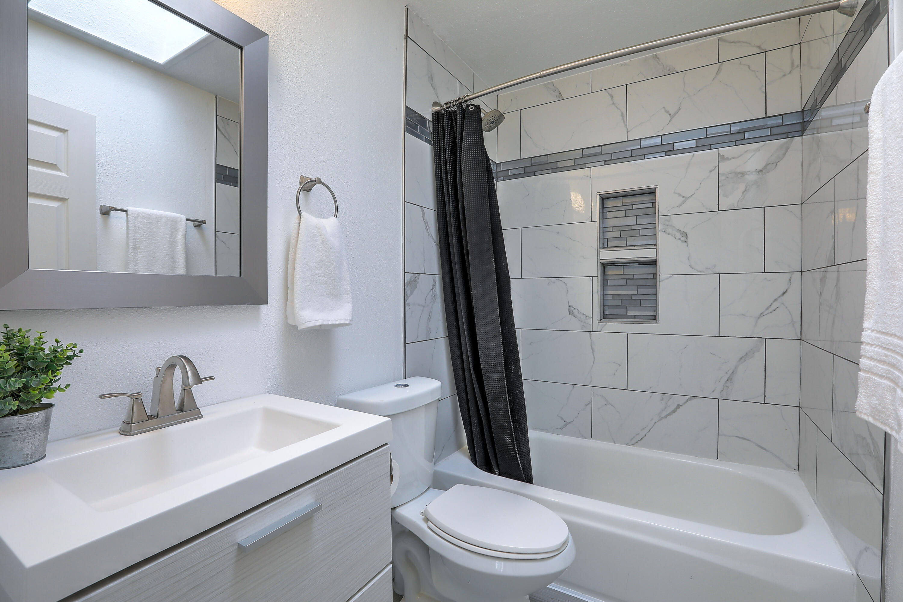 11401 Academy Ridge Road NE