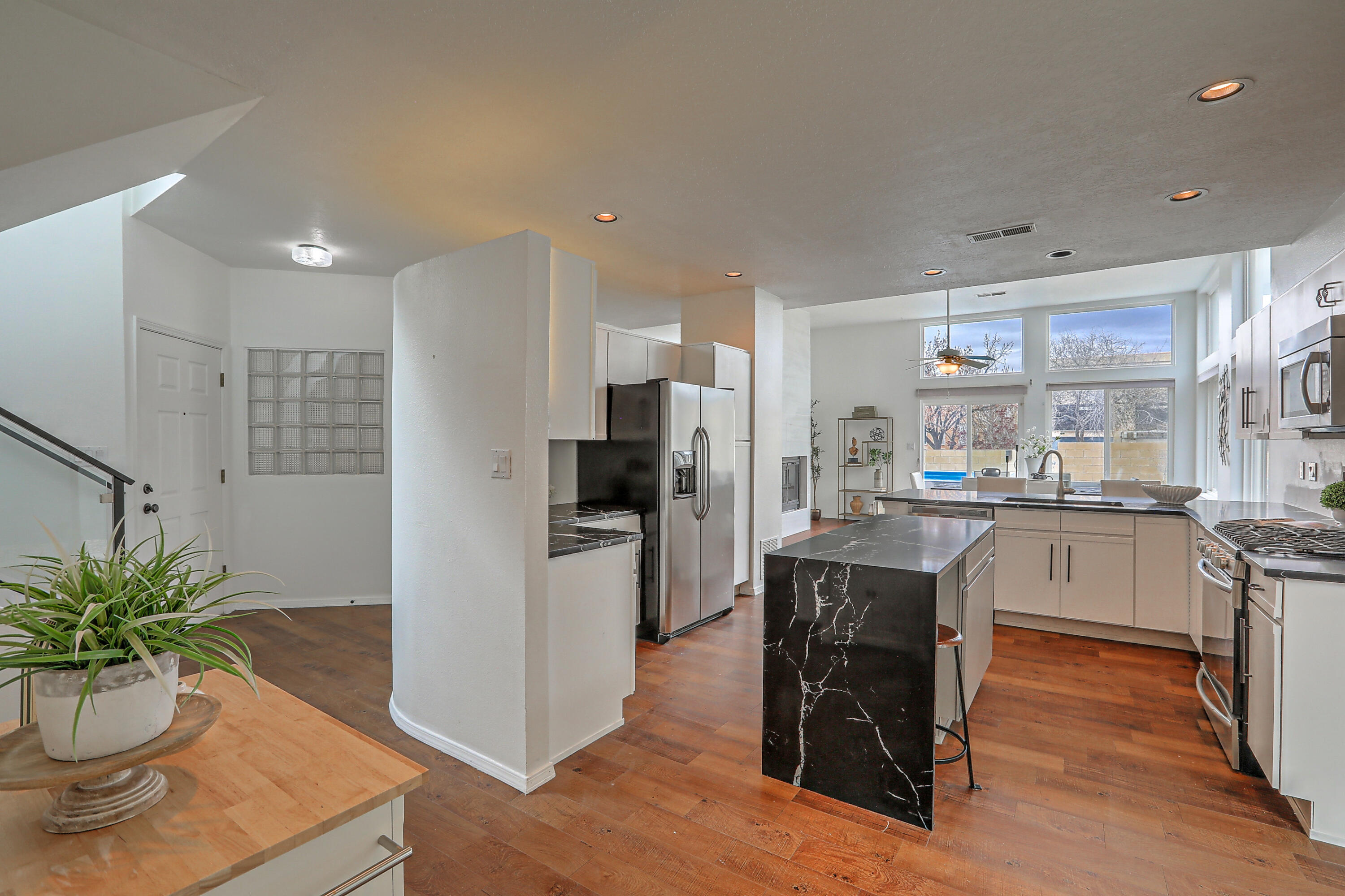 11401 Academy Ridge Road NE