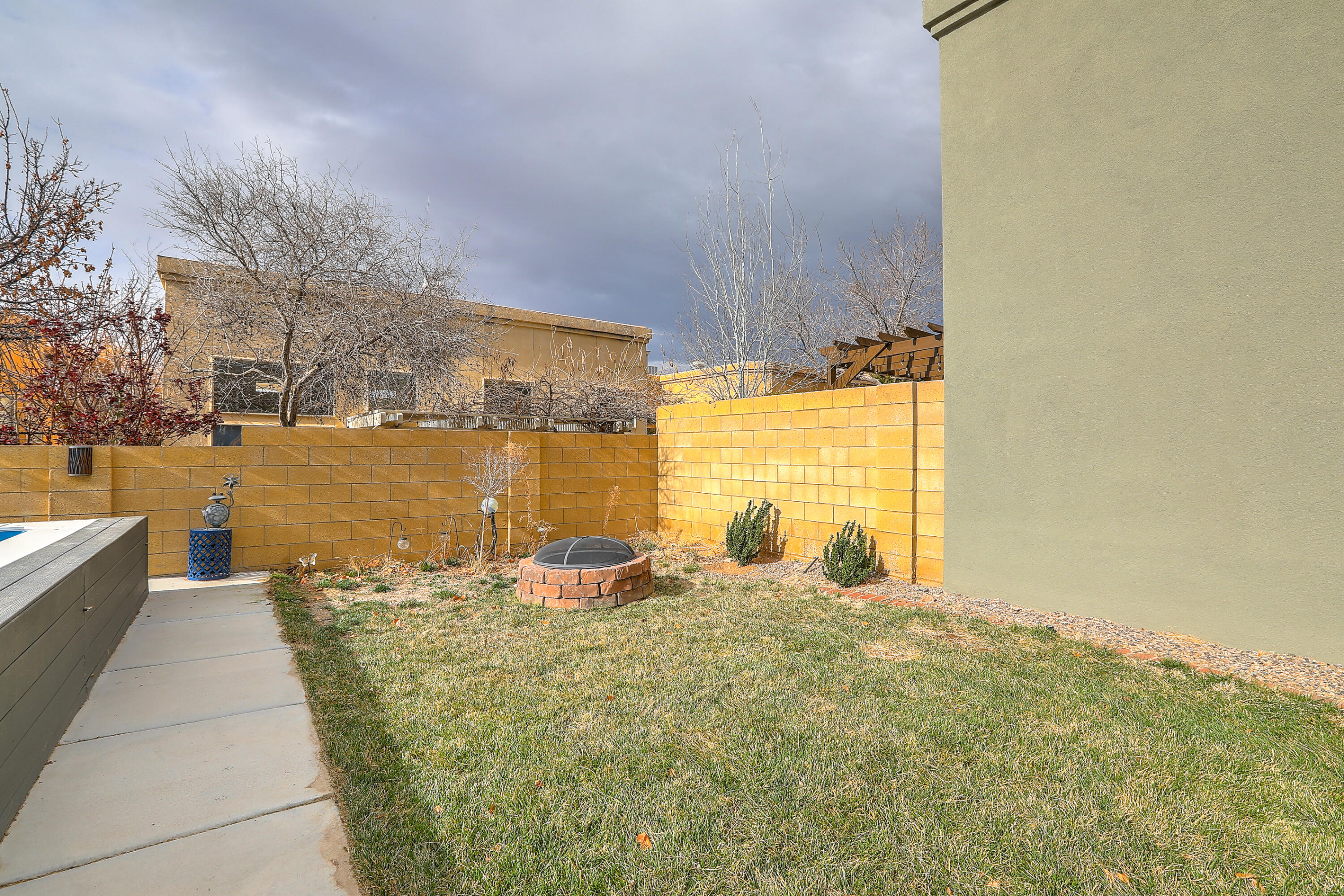 11401 Academy Ridge Road NE