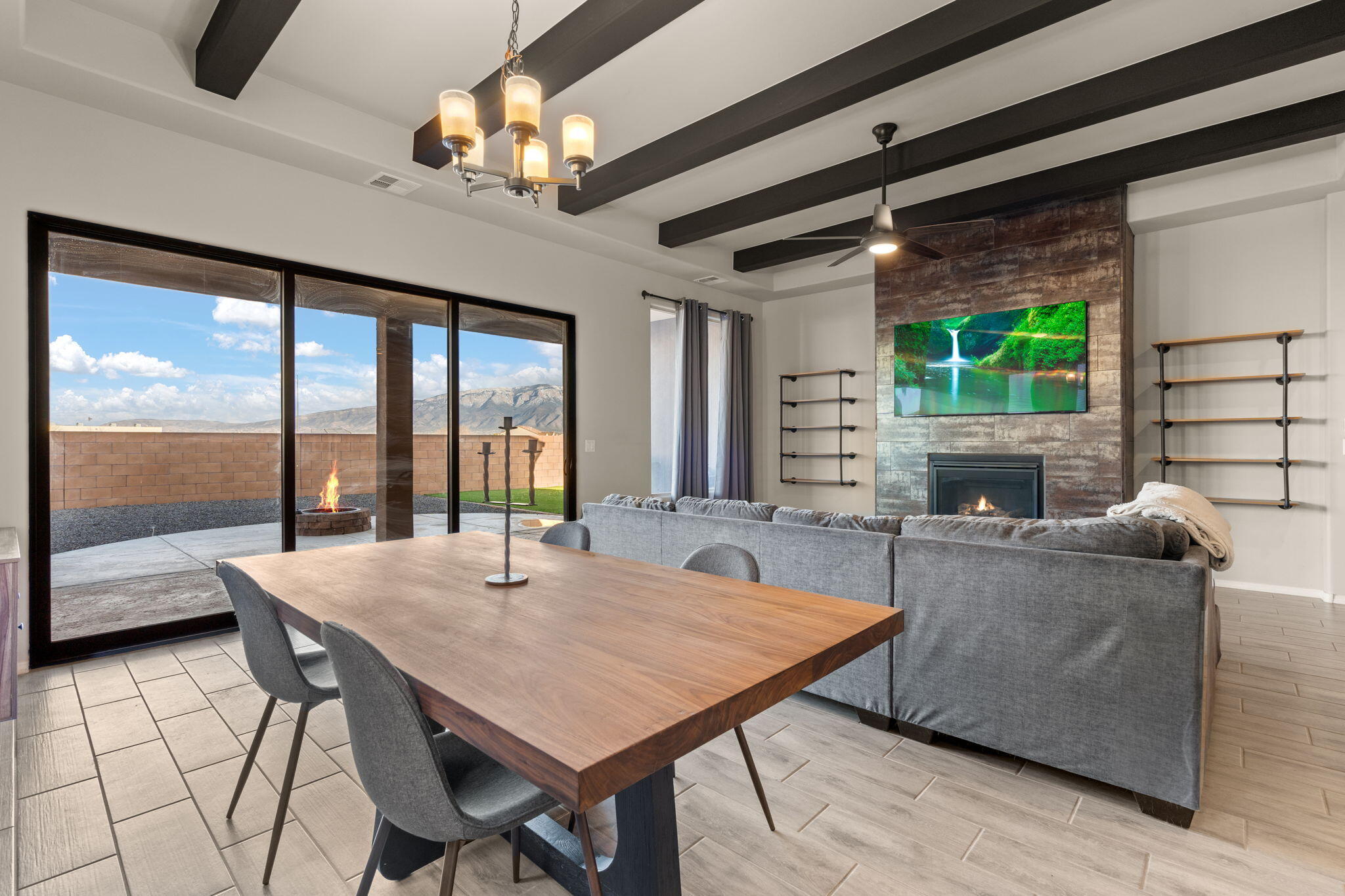 4349 Mountain Trail Loop NE