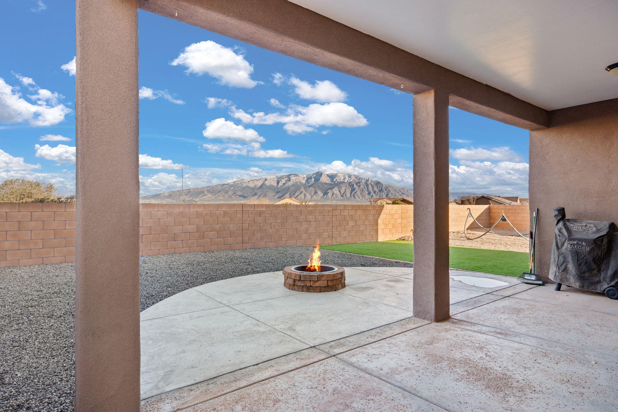 4349 Mountain Trail Loop NE